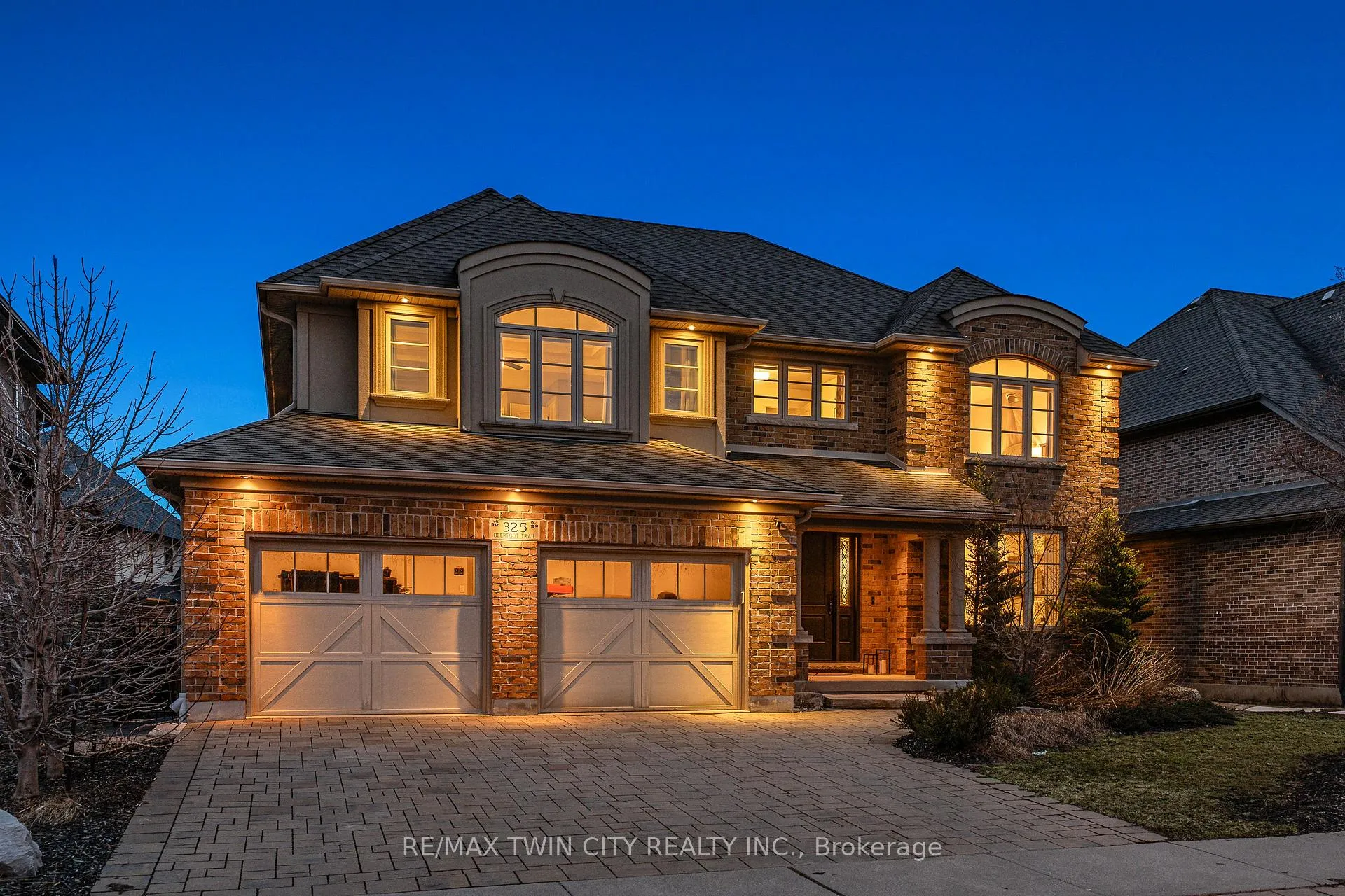Photo 11 of 325 Deerfoot Trail, Waterloo, Eastbridge — HOMEH