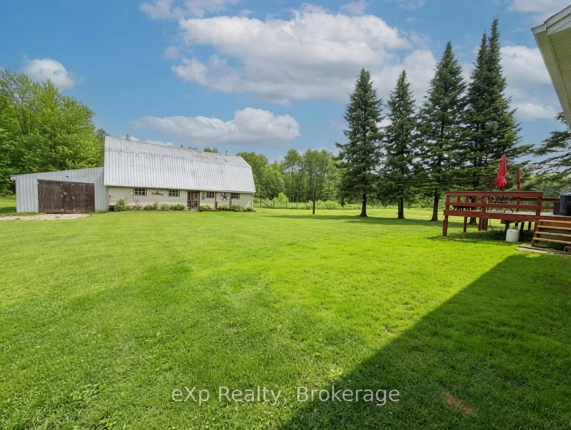 Photo 2 of 255351 Concession 1 Road, Chatsworth — HOMEH
