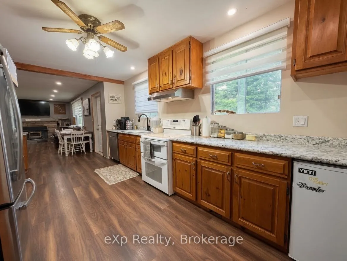Photo 5 of 255351 Concession 1 Road, Chatsworth — HOMEH