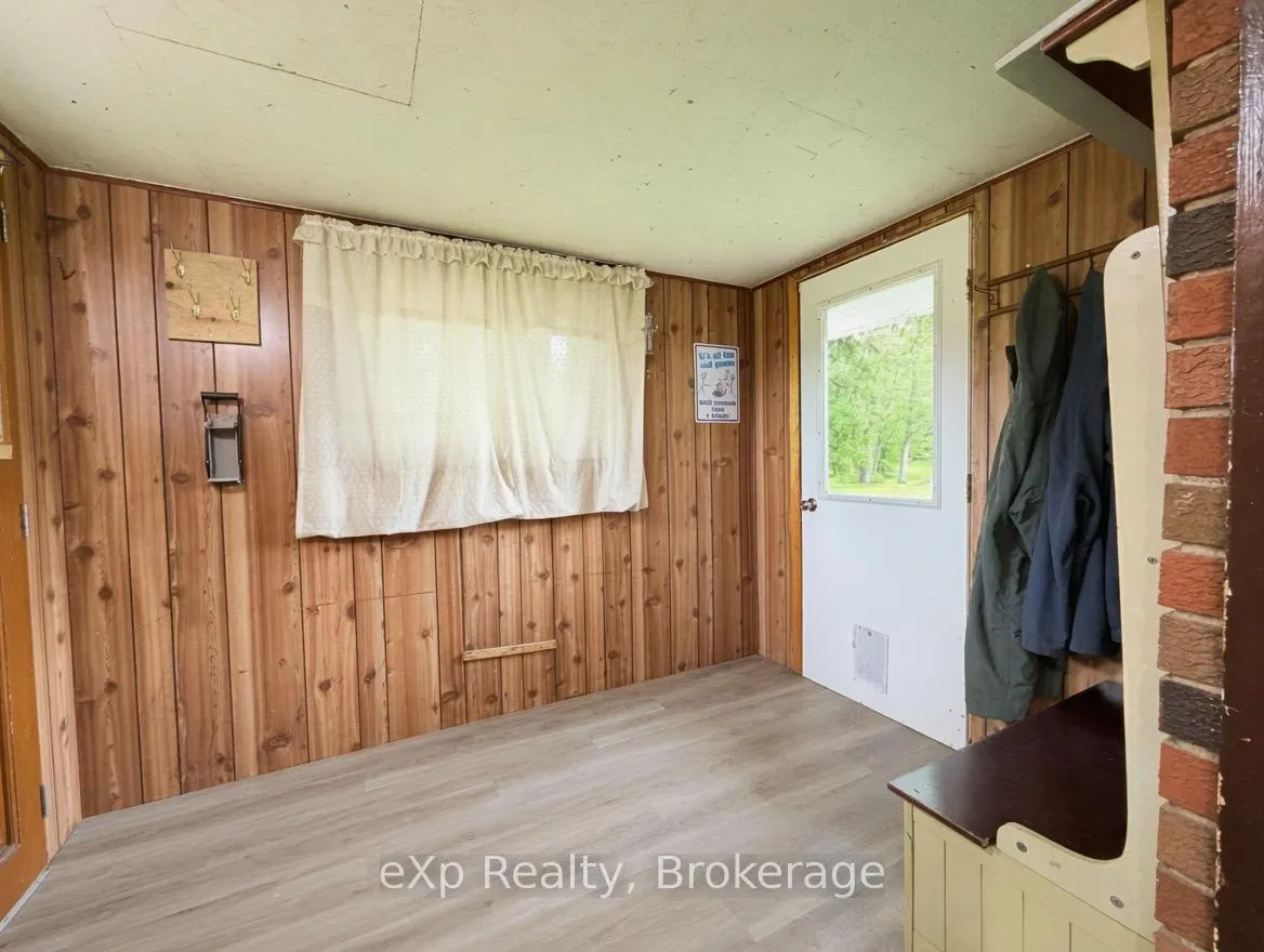 Photo 9 of 255351 Concession 1 Road, Chatsworth — HOMEH