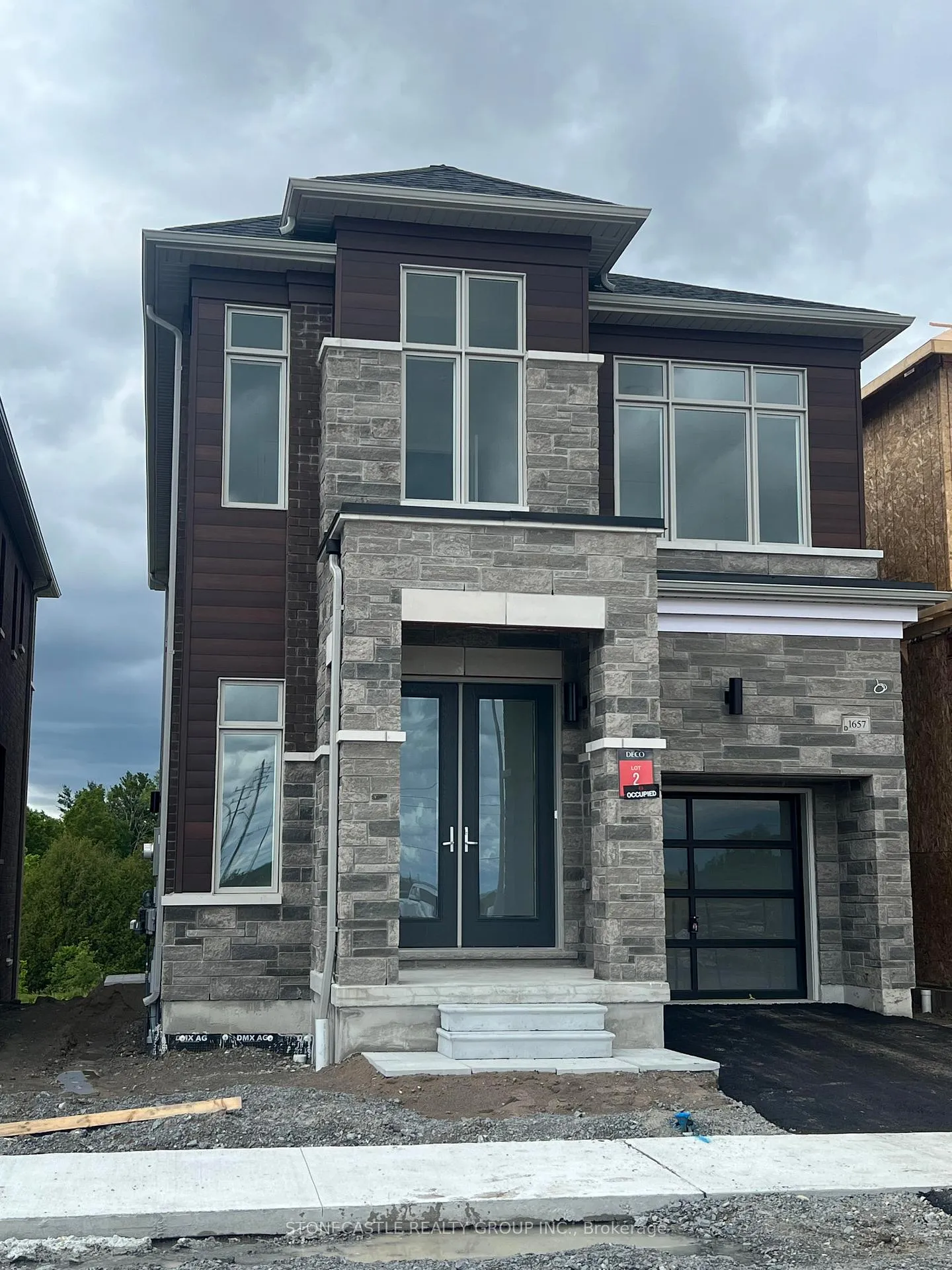 Photo 1 of 1657 Charcoal Crescent, Pickering, Rural Pickering — HOMEH