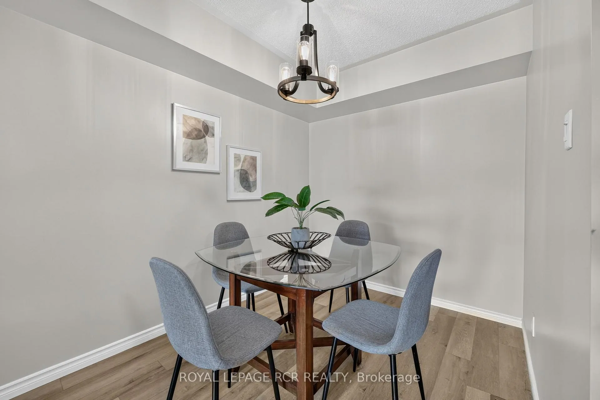 Photo 11 of Unit 113, 247 King Street N, New Tecumseth, Alliston — HOMEH