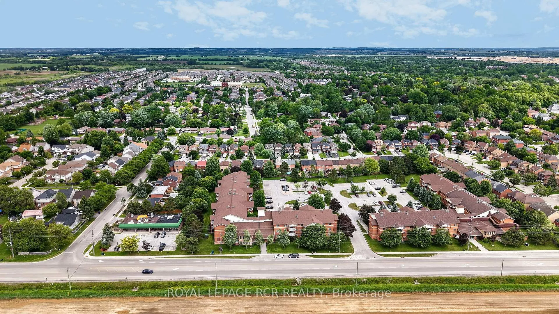 Photo 40 of Unit 113, 247 King Street N, New Tecumseth, Alliston — HOMEH