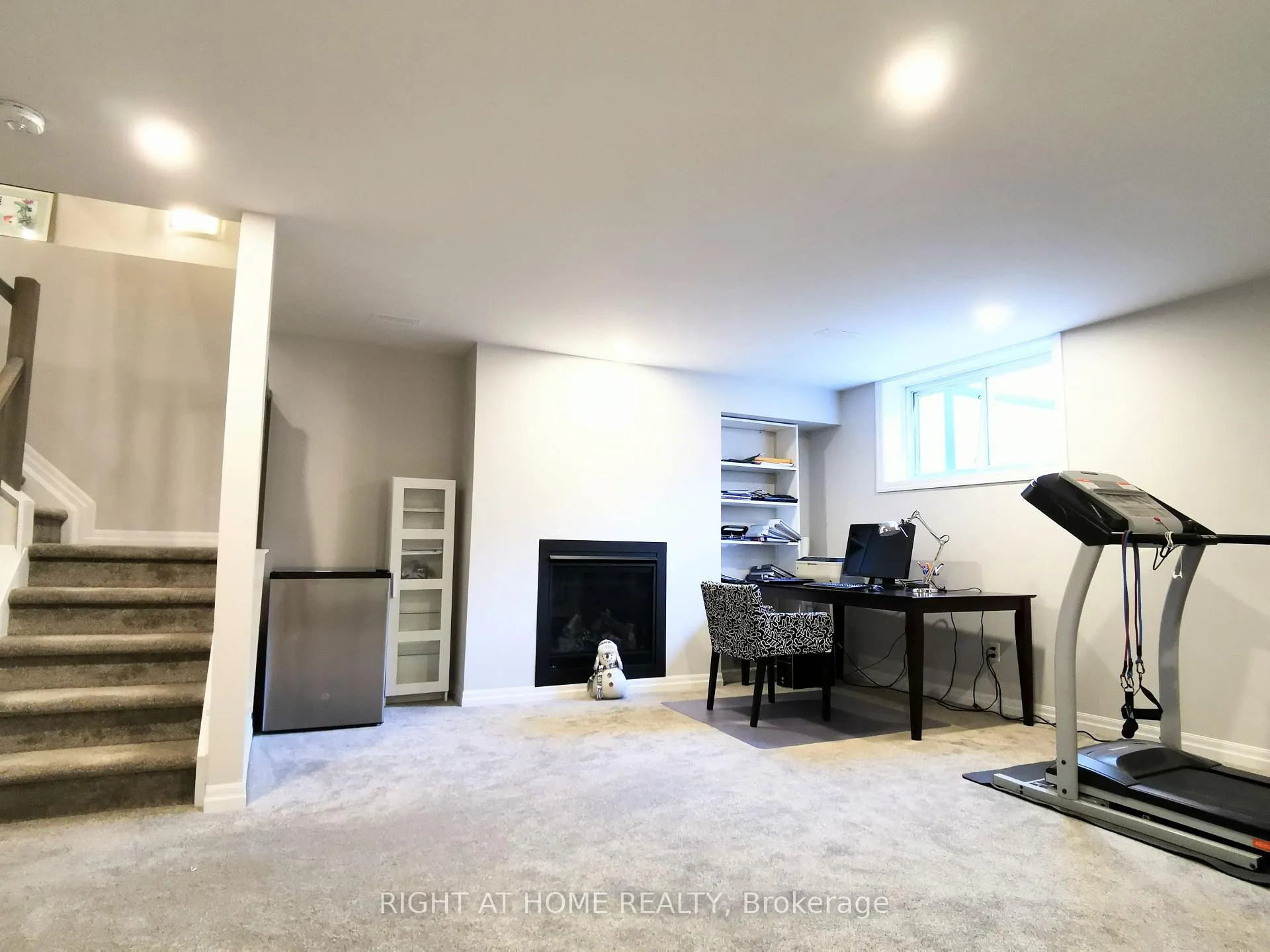Photo 15 of 321 Lysander Place, Ottawa, CFB Rockcliffe and Area — HOMEH