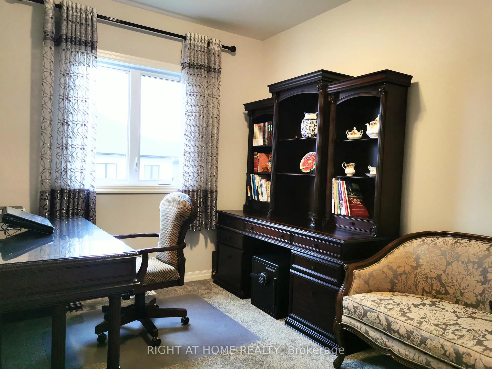 Photo 24 of 321 Lysander Place, Ottawa, CFB Rockcliffe and Area — HOMEH