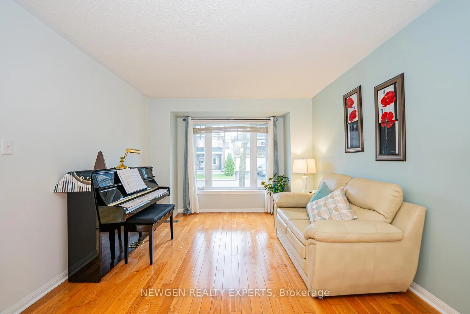 Photo 9 of 14 Mendoza Drive, Brampton, Fletcher's Meadow — HOMEH