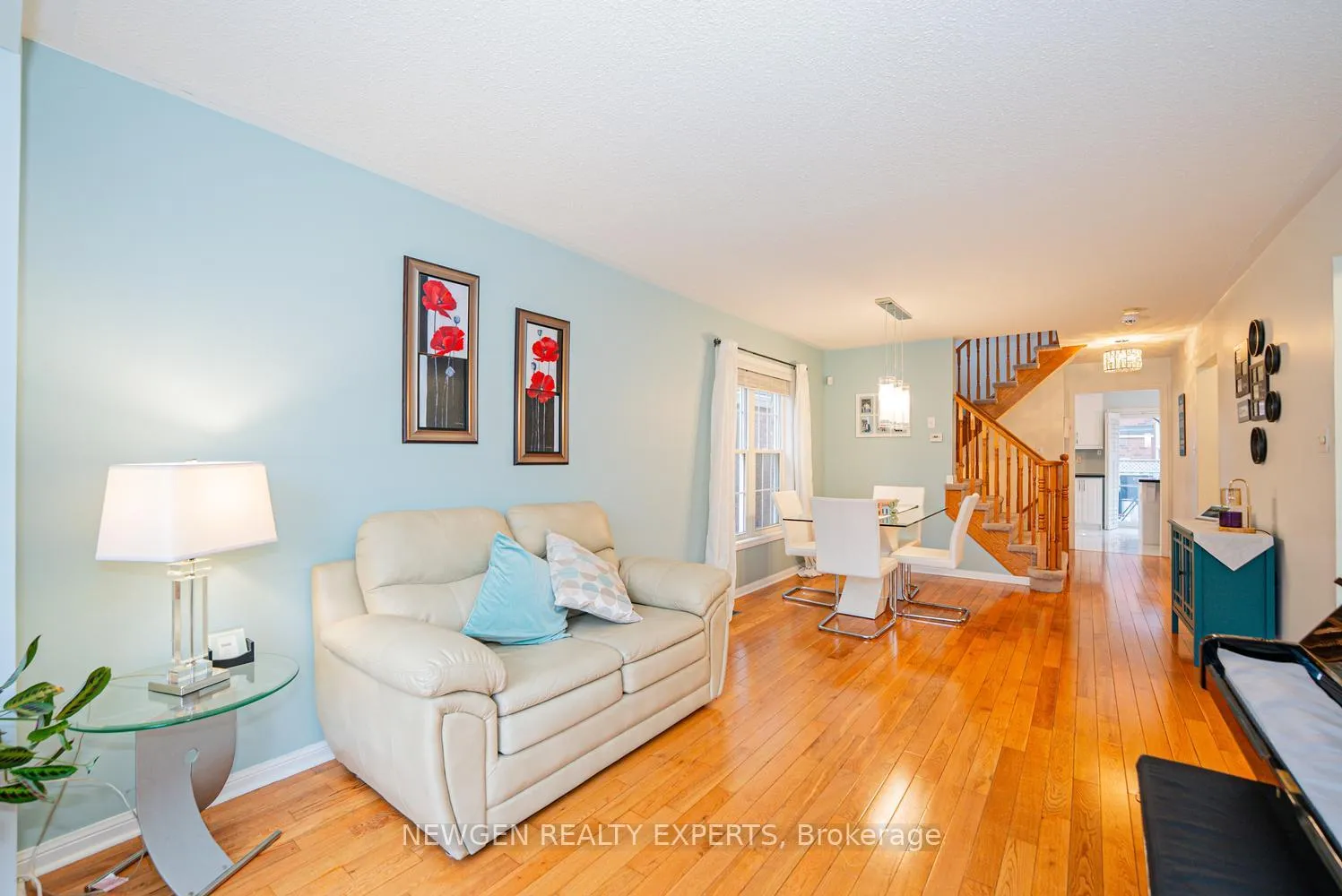 Photo 11 of 14 Mendoza Drive, Brampton, Fletcher's Meadow — HOMEH