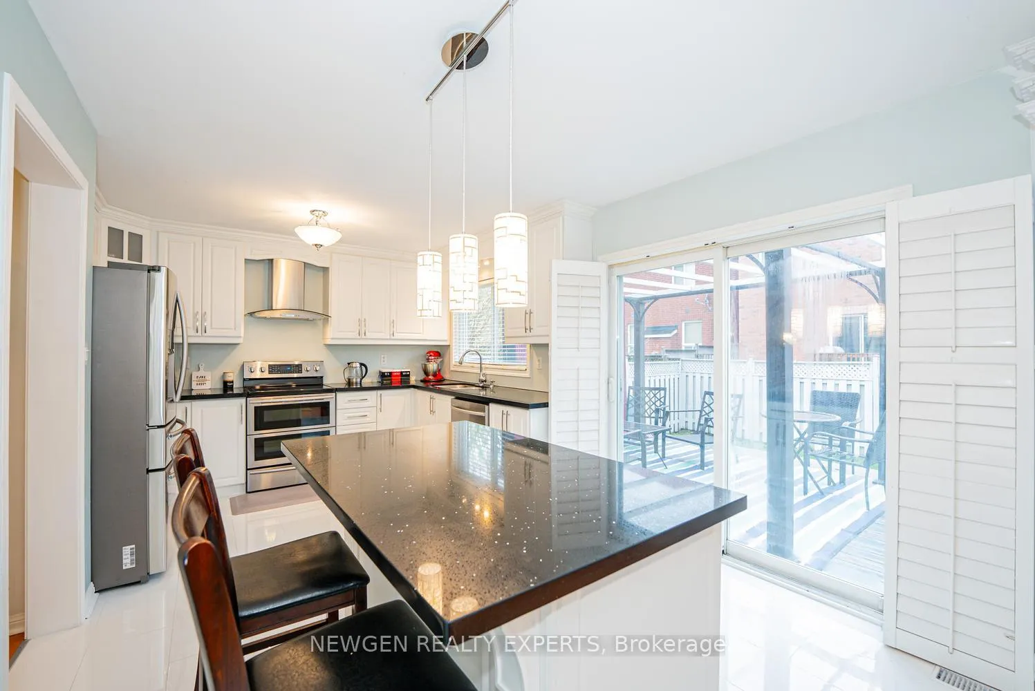 Photo 26 of 14 Mendoza Drive, Brampton, Fletcher's Meadow — HOMEH