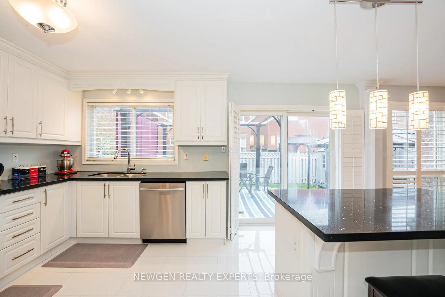 Photo 27 of 14 Mendoza Drive, Brampton, Fletcher's Meadow — HOMEH