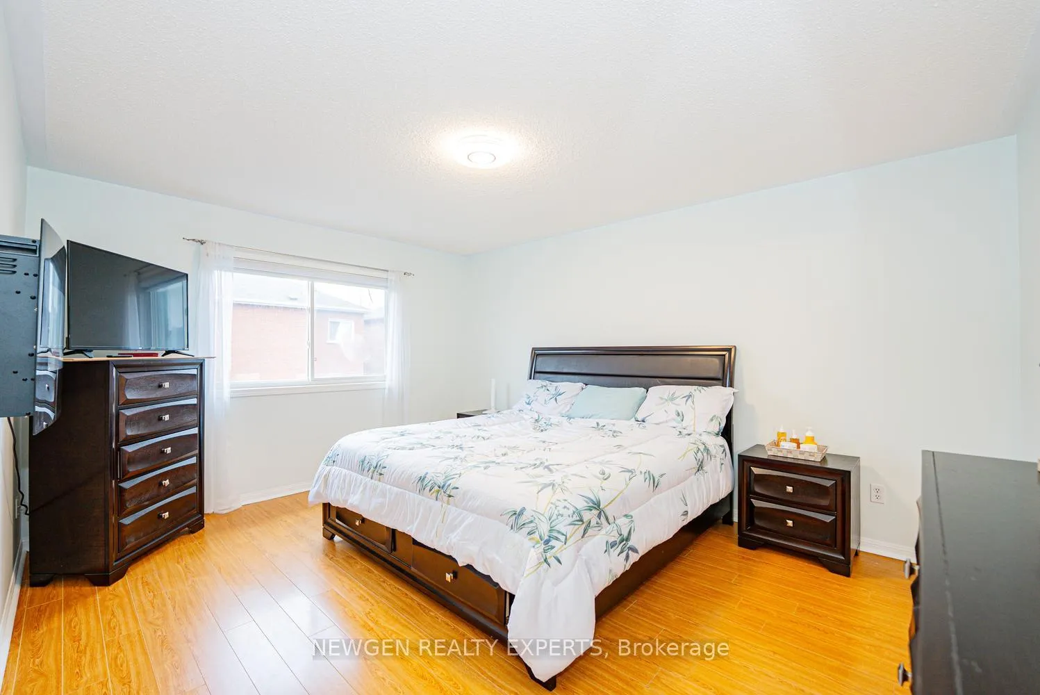 Photo 32 of 14 Mendoza Drive, Brampton, Fletcher's Meadow — HOMEH