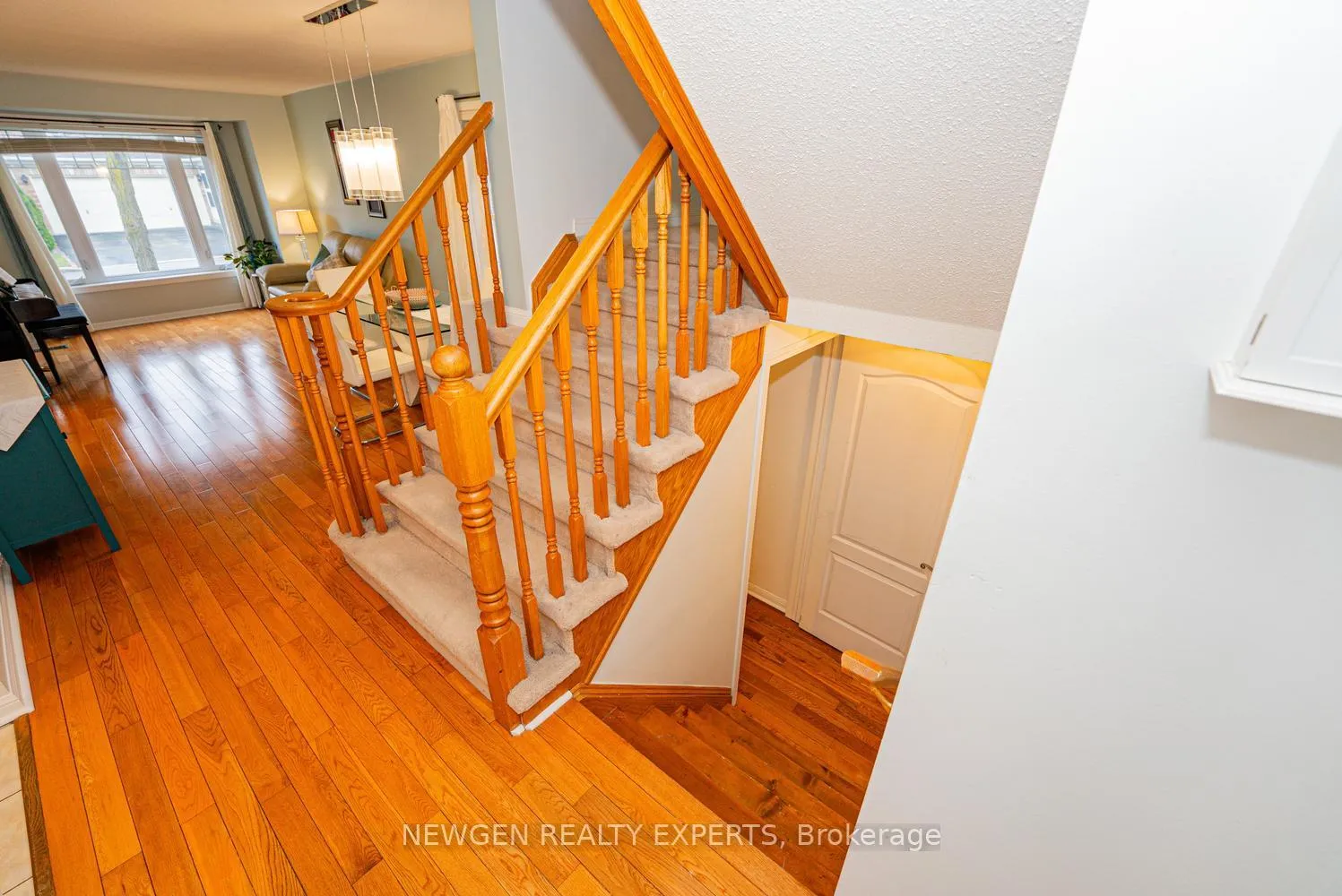 Photo 40 of 14 Mendoza Drive, Brampton, Fletcher's Meadow — HOMEH
