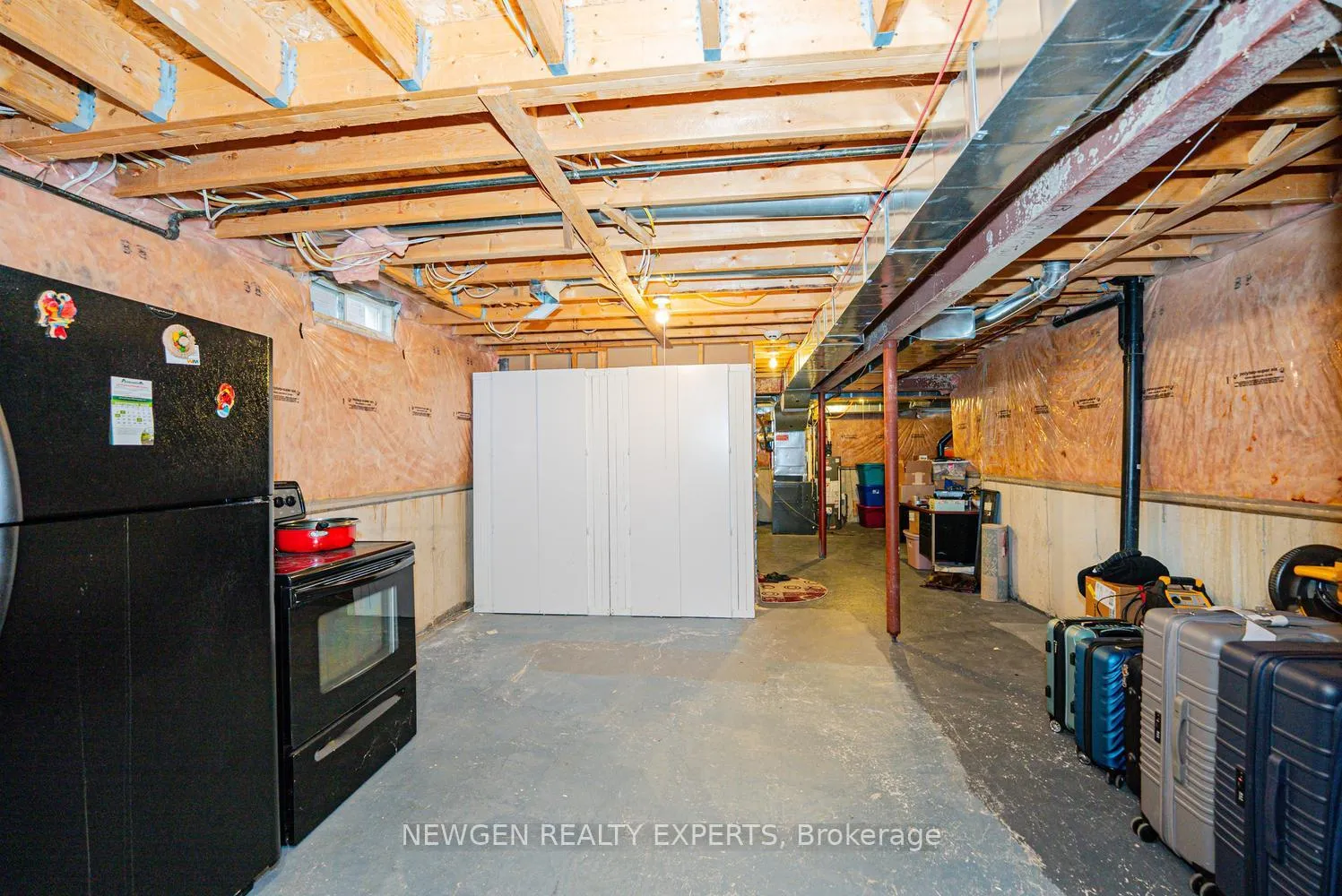 Photo 44 of 14 Mendoza Drive, Brampton, Fletcher's Meadow — HOMEH