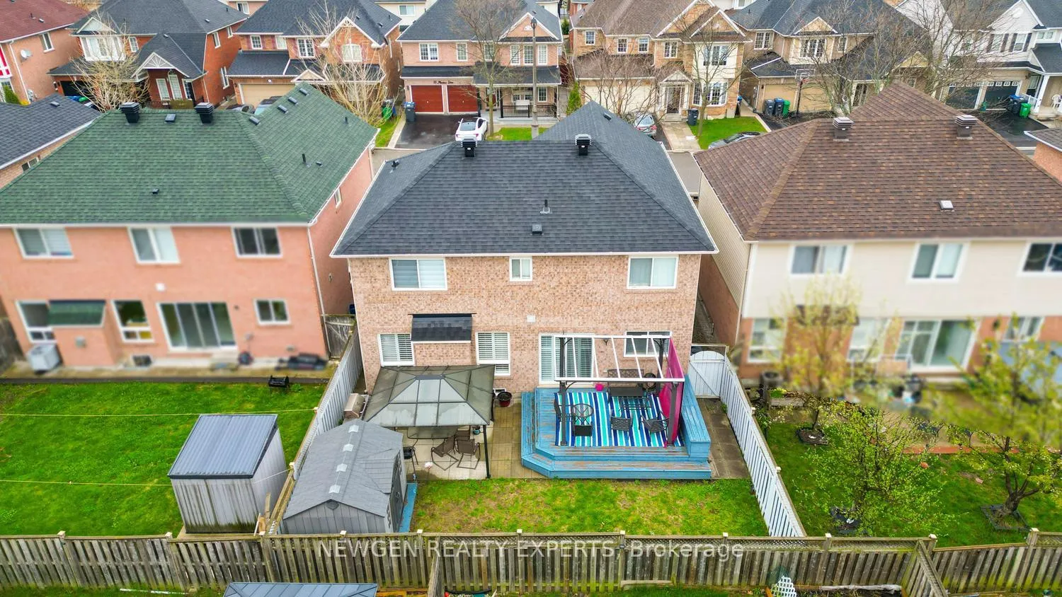 Photo 49 of 14 Mendoza Drive, Brampton, Fletcher's Meadow — HOMEH