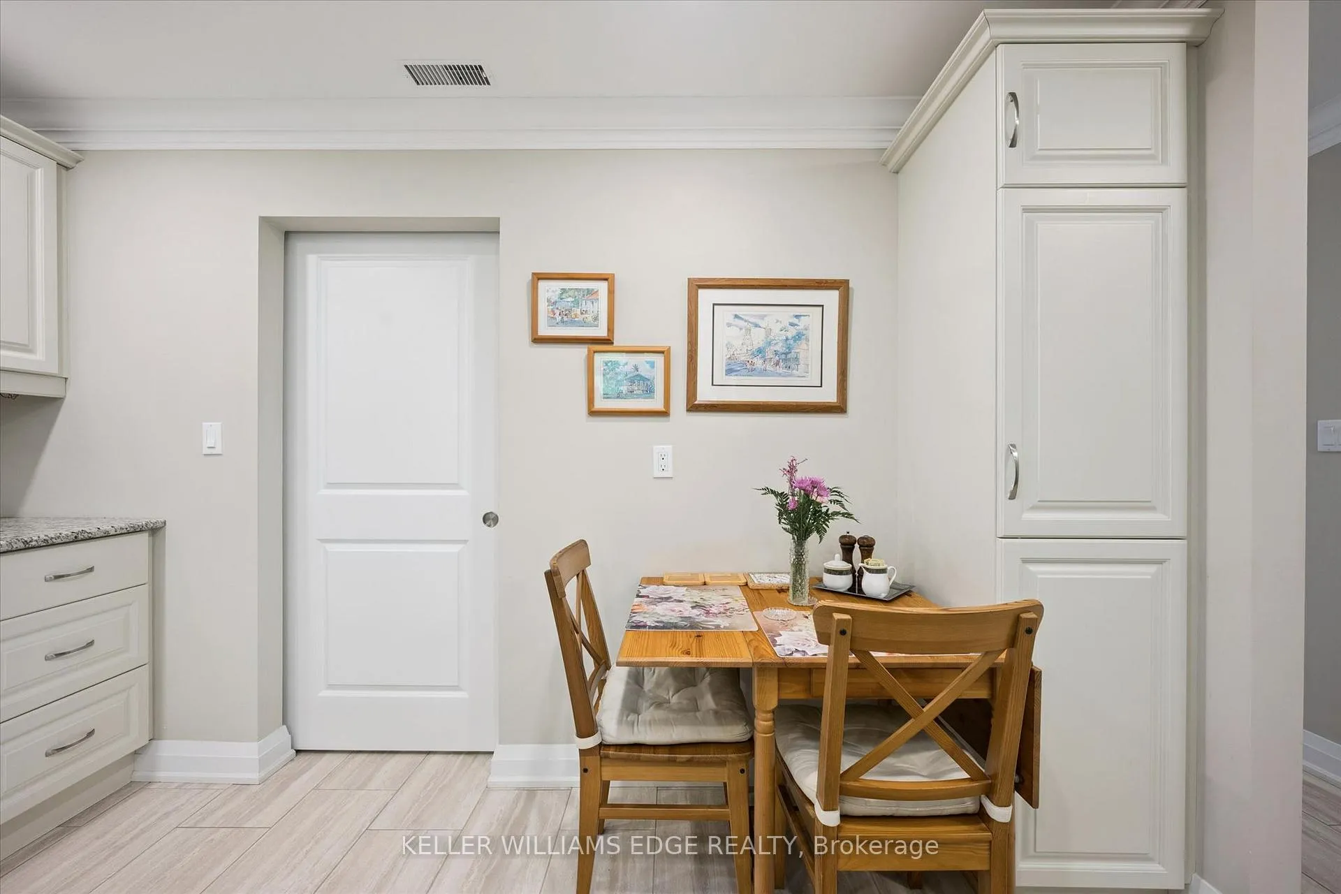 Photo 13 of 32 Cardinal Mindszenty Boulevard, Hamilton, Kennedy — HOMEH