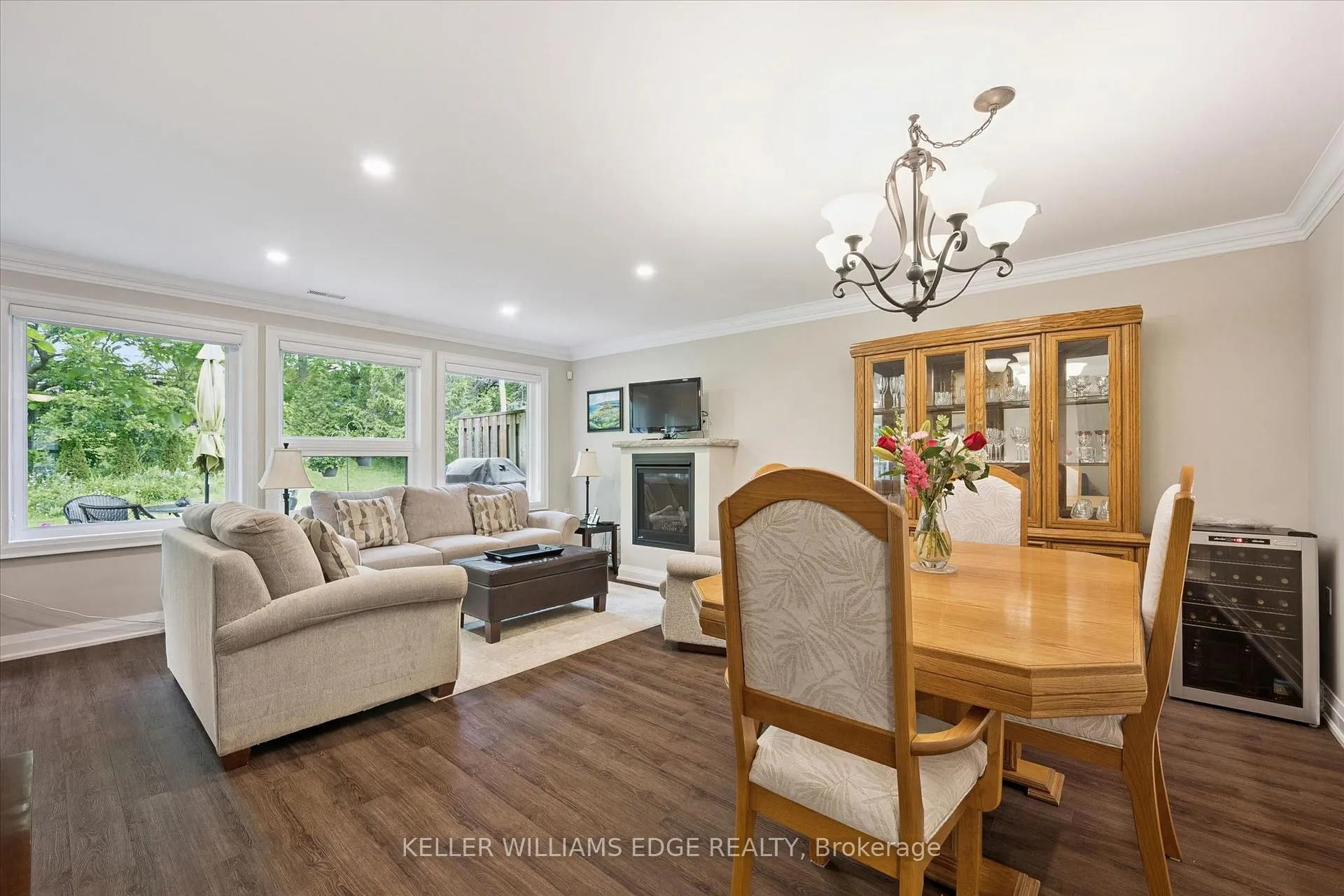Photo 17 of 32 Cardinal Mindszenty Boulevard, Hamilton, Kennedy — HOMEH