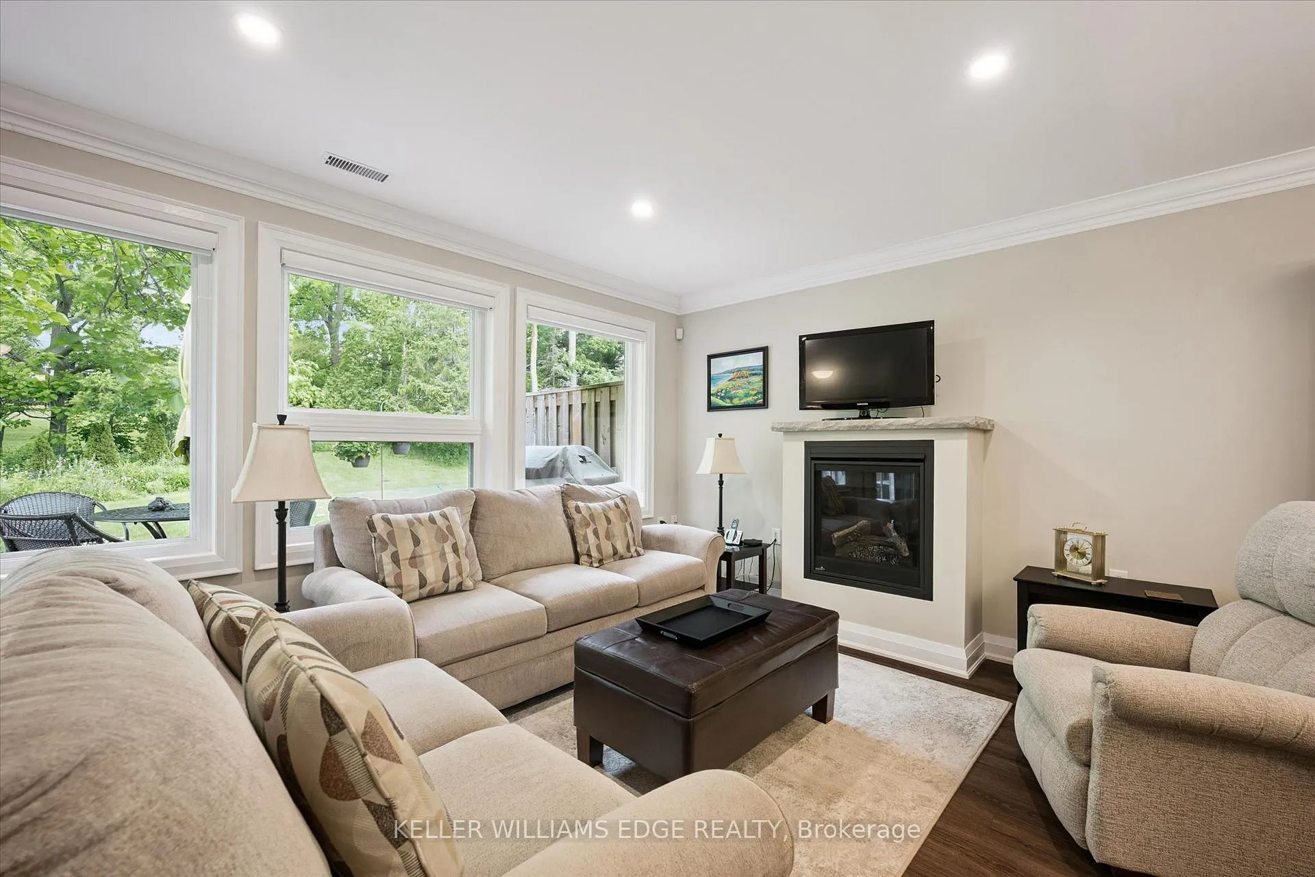 Photo 19 of 32 Cardinal Mindszenty Boulevard, Hamilton, Kennedy — HOMEH