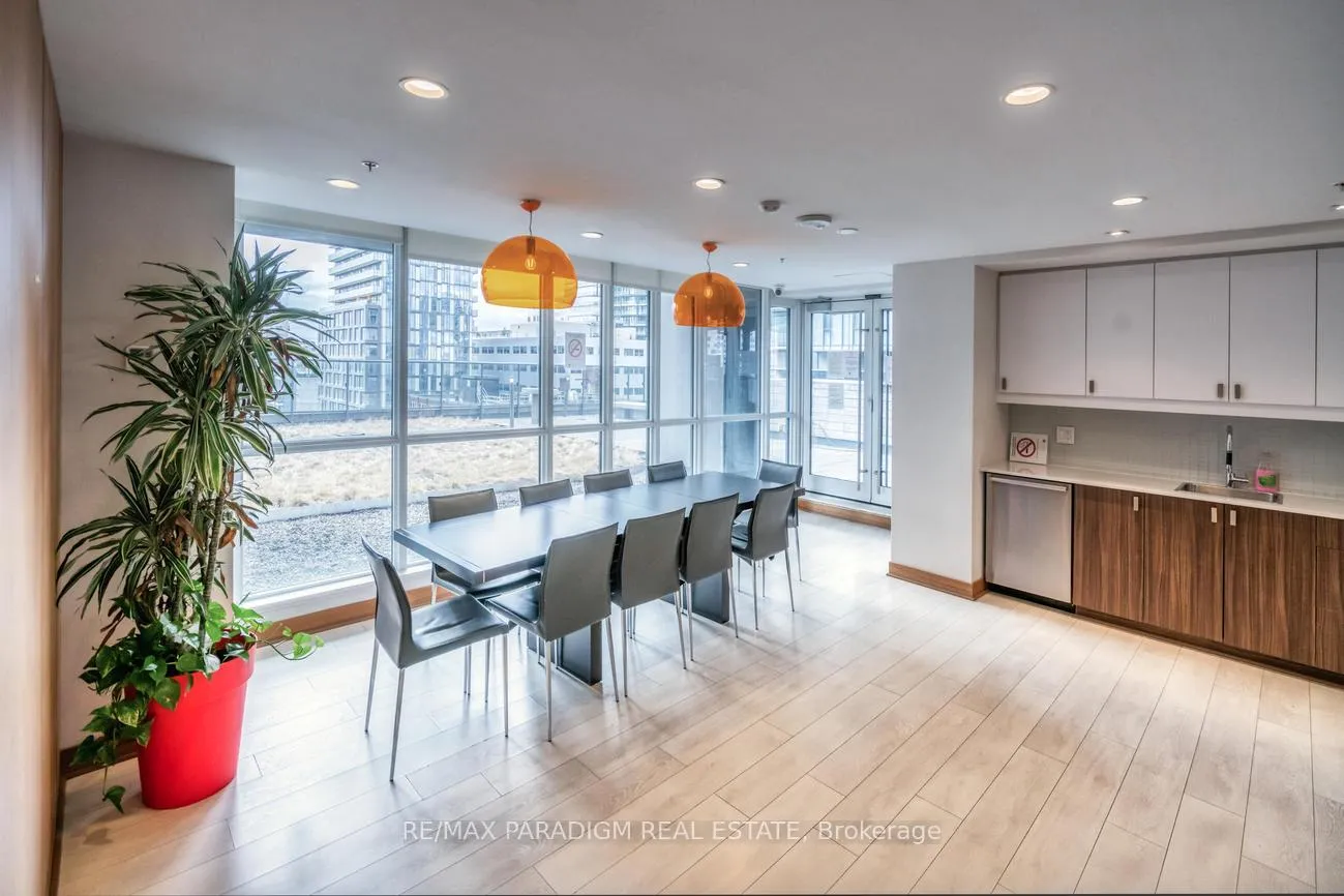 Photo 6 of Unit 3403, 295 Adelaide Street W, Toronto, Waterfront Communities — HOMEH
