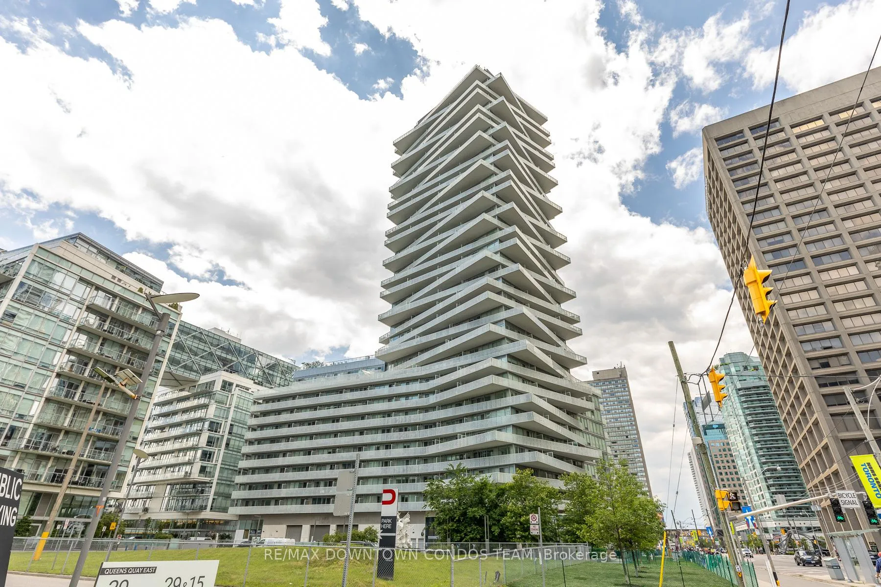 Front of Unit 1410, 15 Queens Quay E