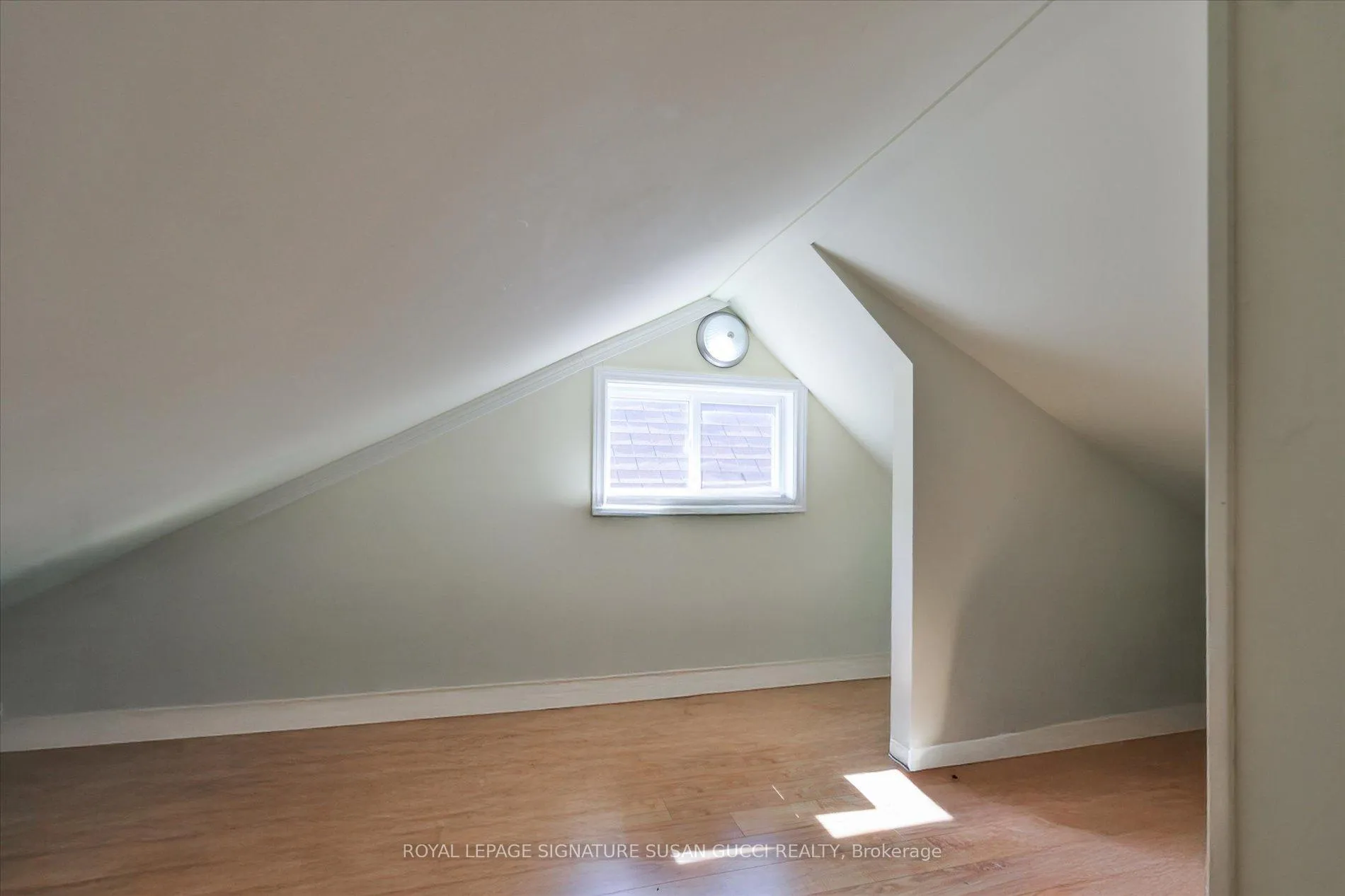 Photo 20 of 107 Barker Avenue, Toronto, Danforth Village-East York — HOMEH