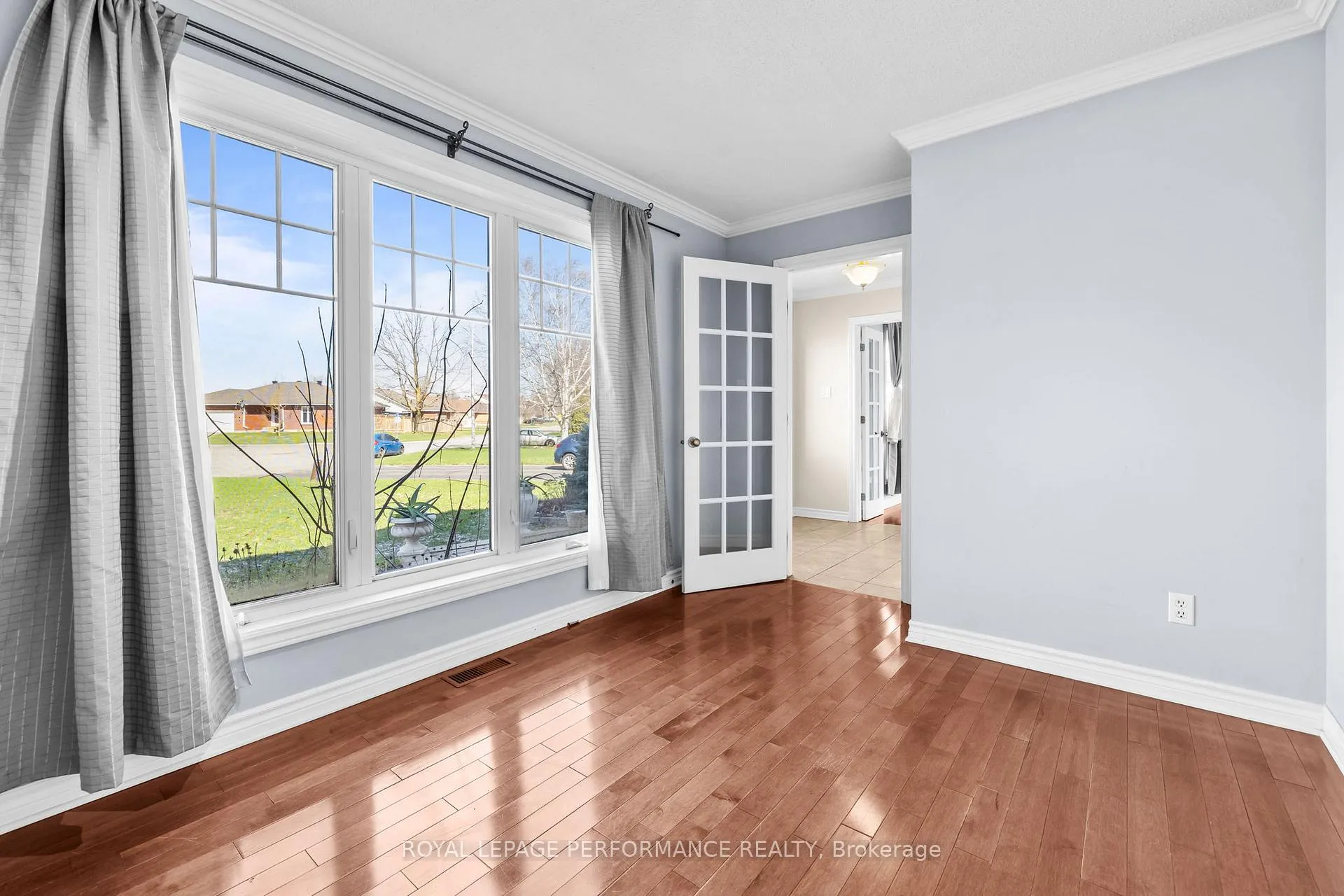 Photo 8 of 54 Lapointe Boulevard, Russell, Embrun — HOMEH