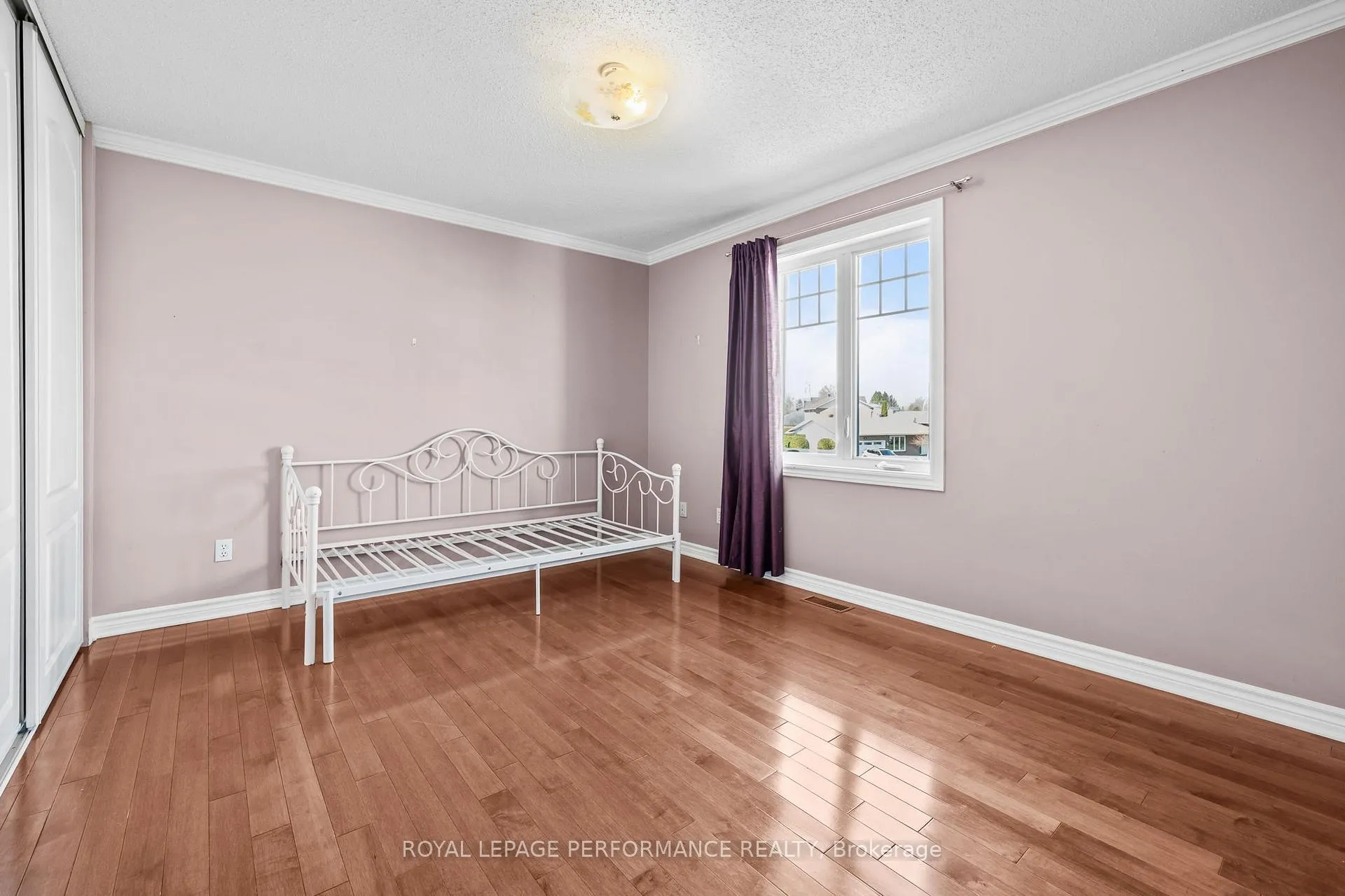 Photo 33 of 54 Lapointe Boulevard, Russell, Embrun — HOMEH