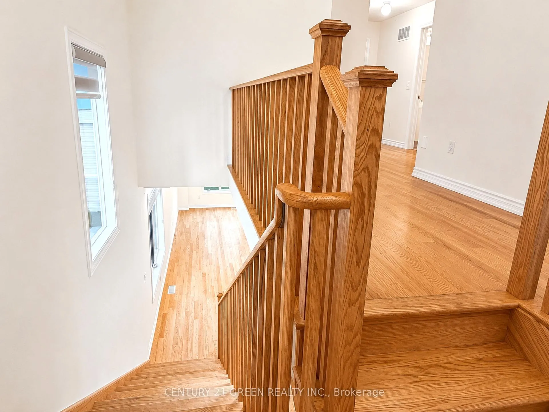 Photo 16 of 41 Durham Avenue, Barrie, Rural Barrie Southeast — HOMEH
