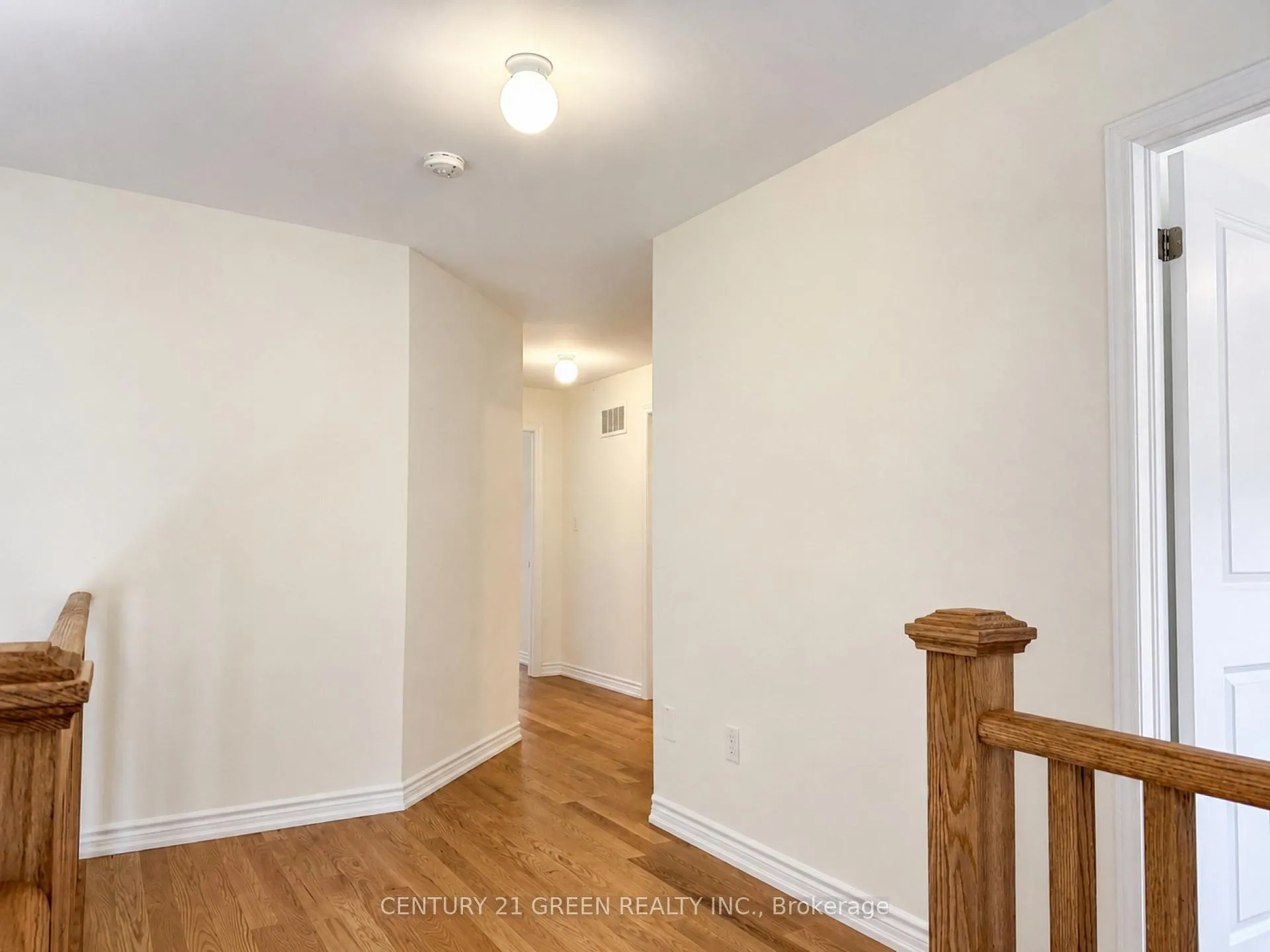 Photo 18 of 41 Durham Avenue, Barrie, Rural Barrie Southeast — HOMEH