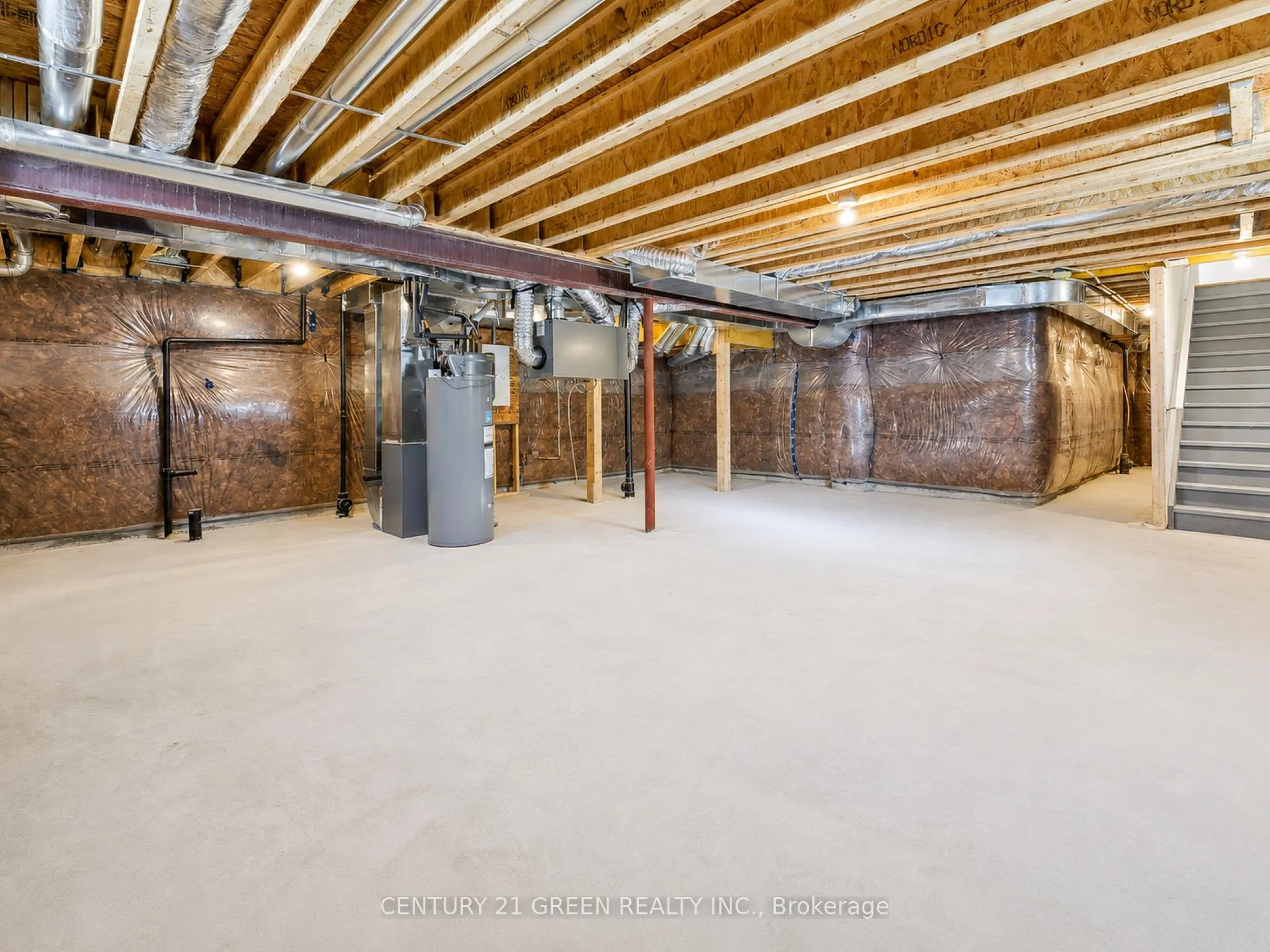 Photo 36 of 41 Durham Avenue, Barrie, Rural Barrie Southeast — HOMEH