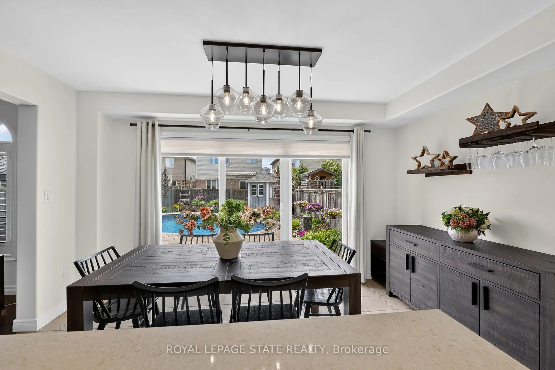 Photo 12 of 387 Murray Street, Grimsby, Grimsby Beach — HOMEH