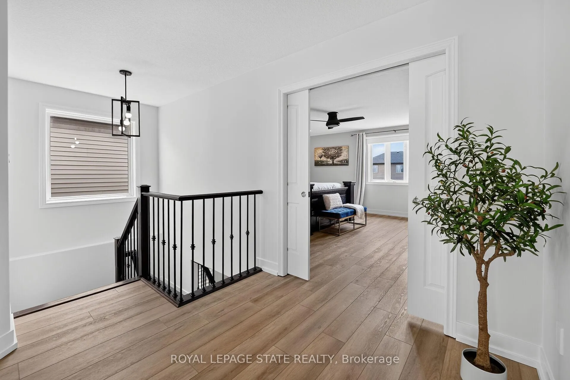 Photo 19 of 387 Murray Street, Grimsby, Grimsby Beach — HOMEH