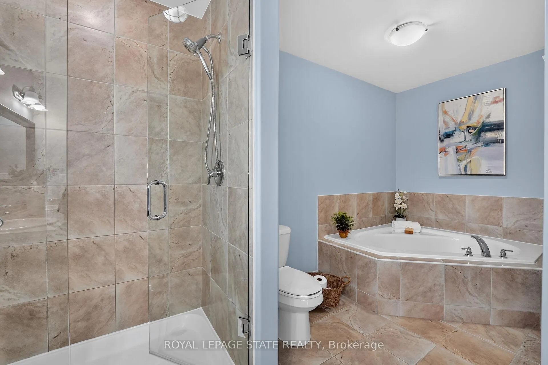 Photo 23 of 387 Murray Street, Grimsby, Grimsby Beach — HOMEH