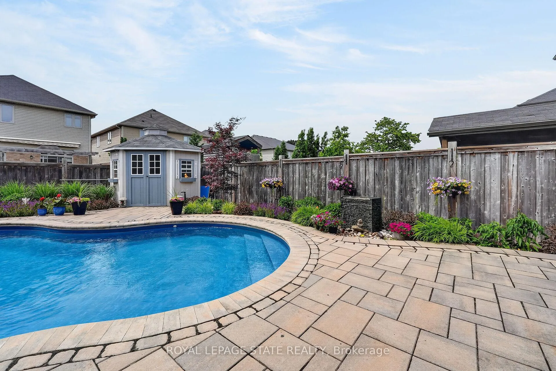 Photo 39 of 387 Murray Street, Grimsby, Grimsby Beach — HOMEH