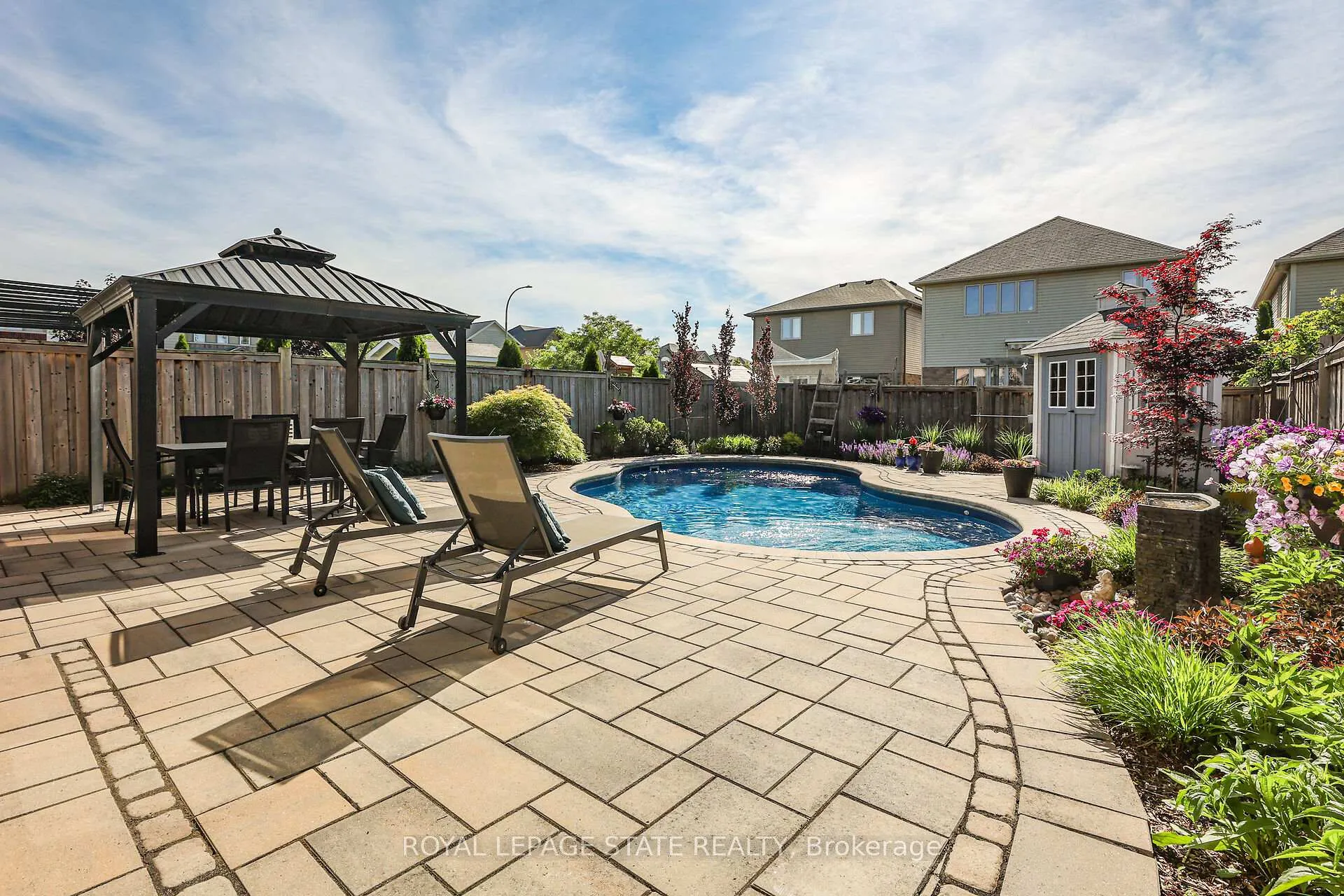 Photo 41 of 387 Murray Street, Grimsby, Grimsby Beach — HOMEH