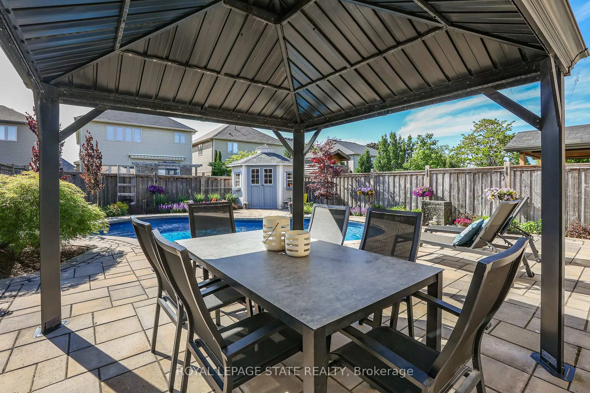 Photo 43 of 387 Murray Street, Grimsby, Grimsby Beach — HOMEH
