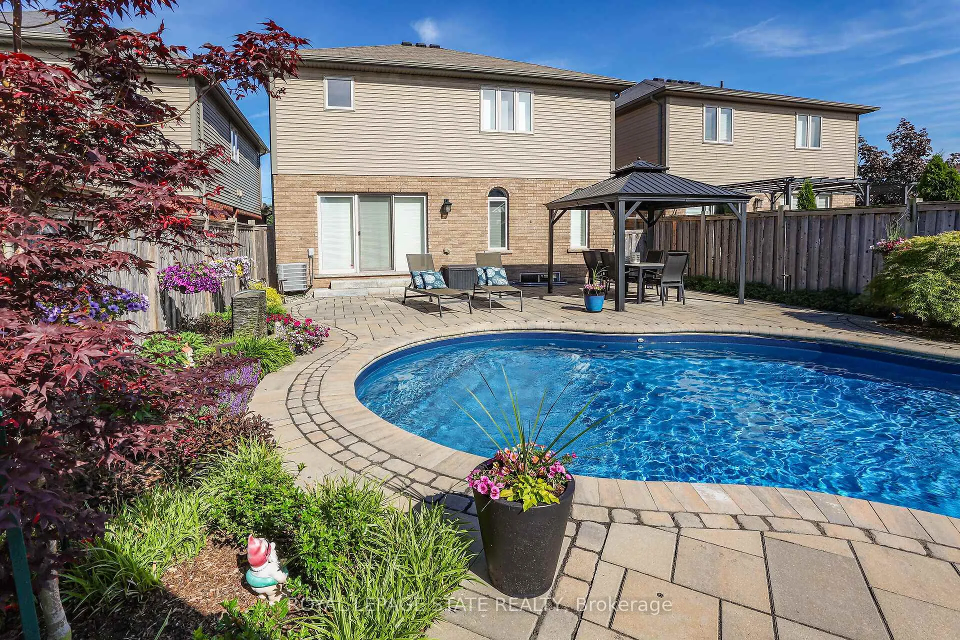Photo 45 of 387 Murray Street, Grimsby, Grimsby Beach — HOMEH