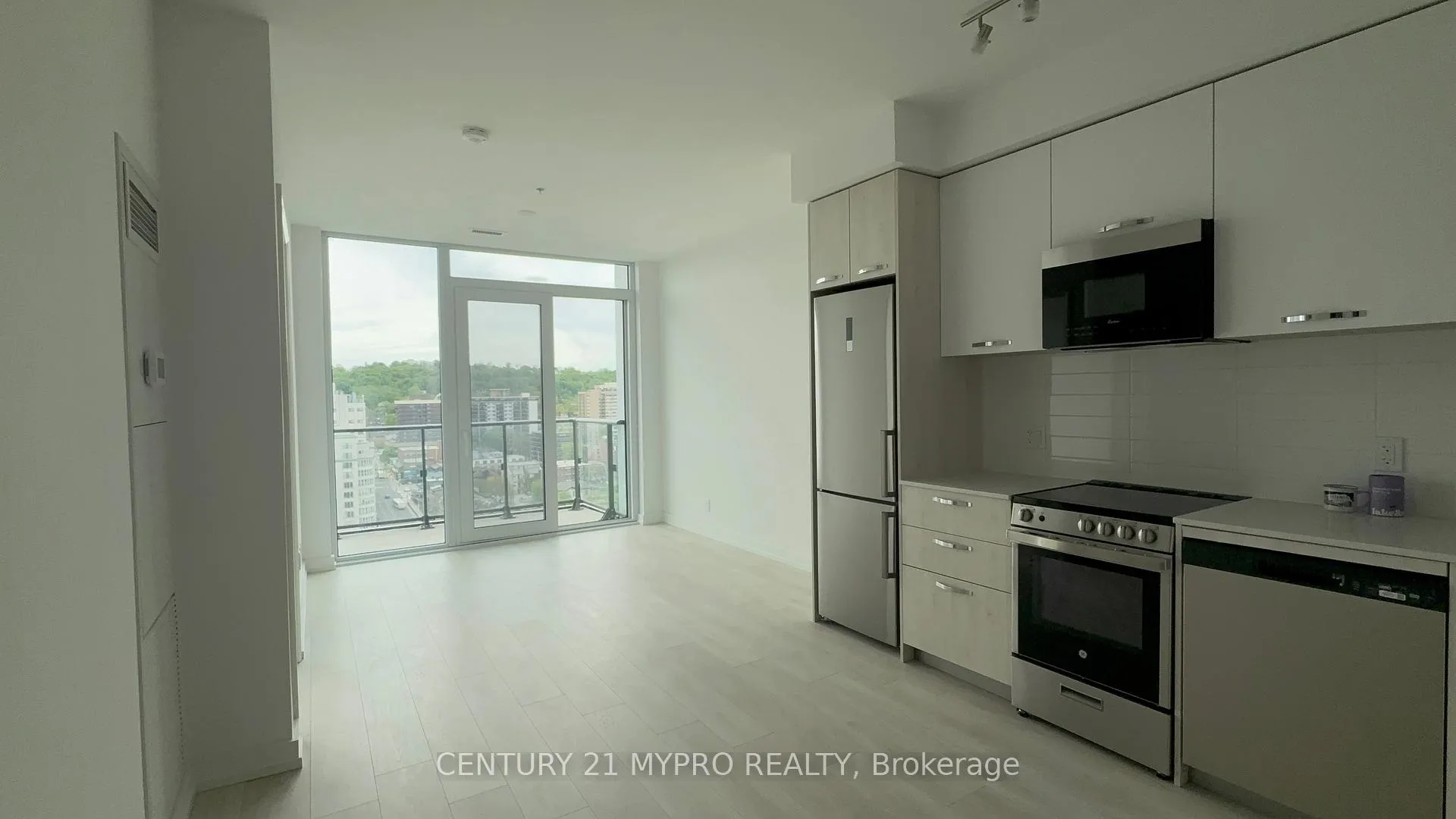 Photo 5 of Unit 1708, 75 James Street S, Hamilton, Corktown — HOMEH