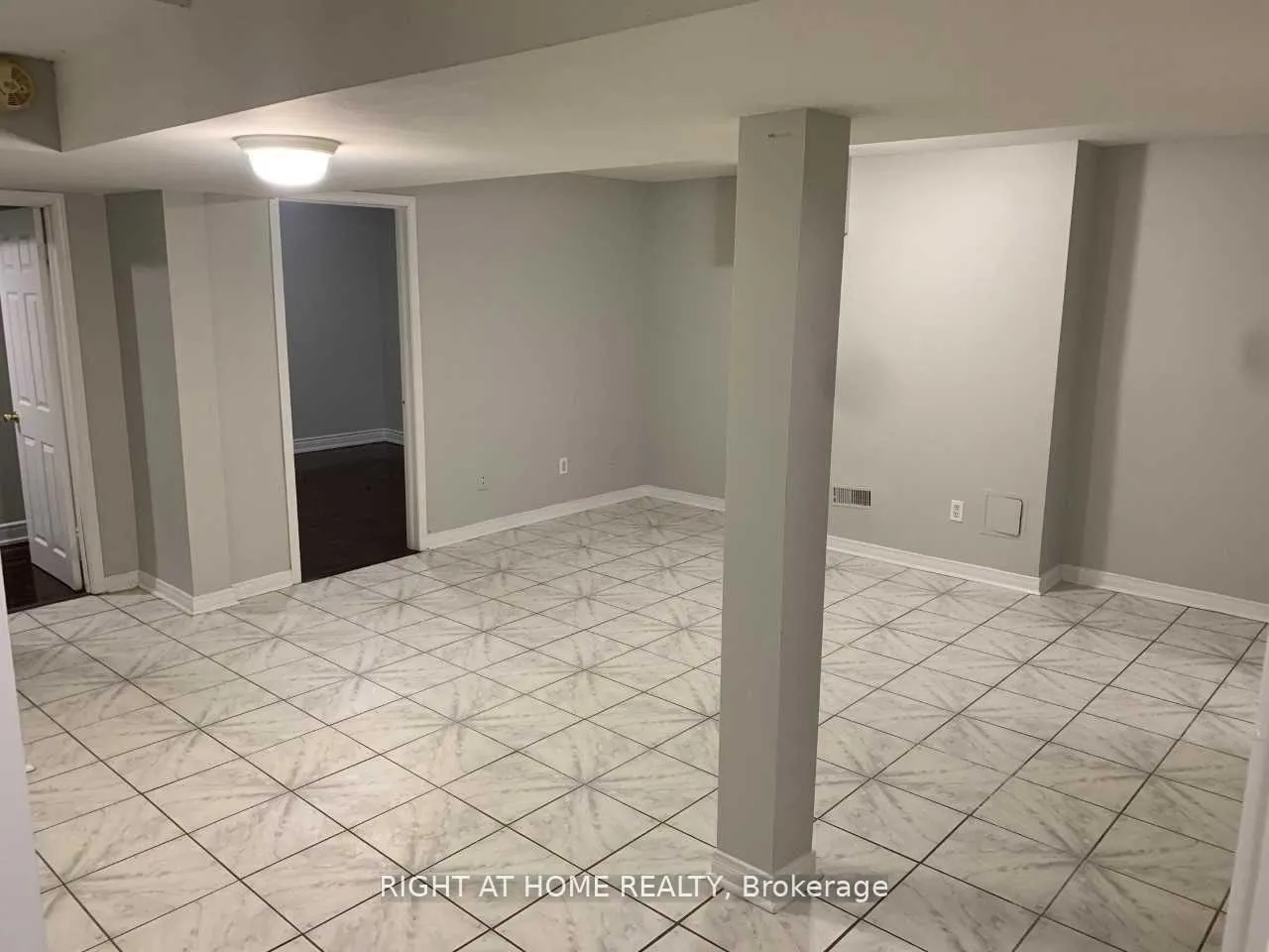 Photo 3 of Unit Bsmt, 63 Toba Crescent, Brampton, Heart Lake — HOMEH
