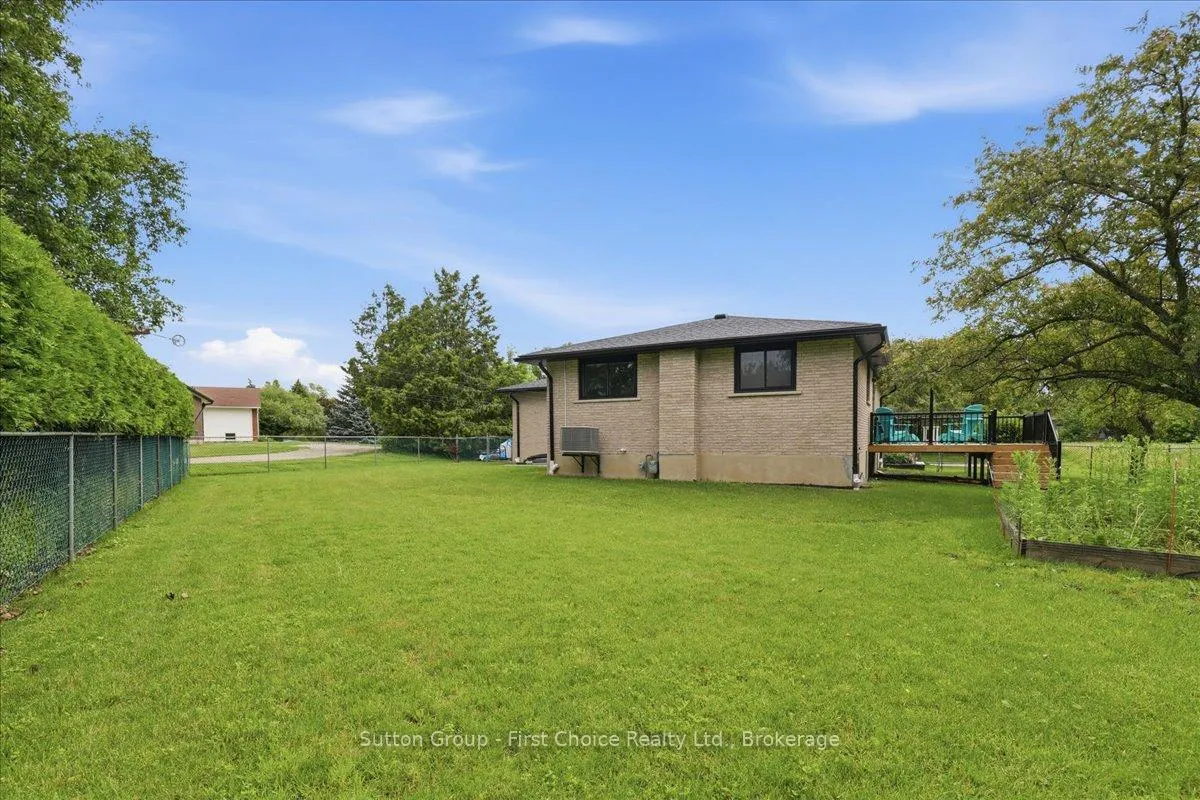 Photo 37 of 34 Dixon Street, Stratford — HOMEH