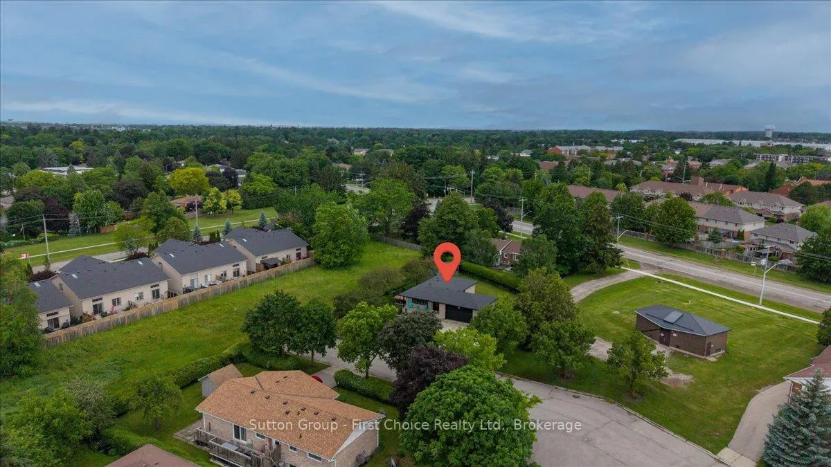 Photo 41 of 34 Dixon Street, Stratford — HOMEH
