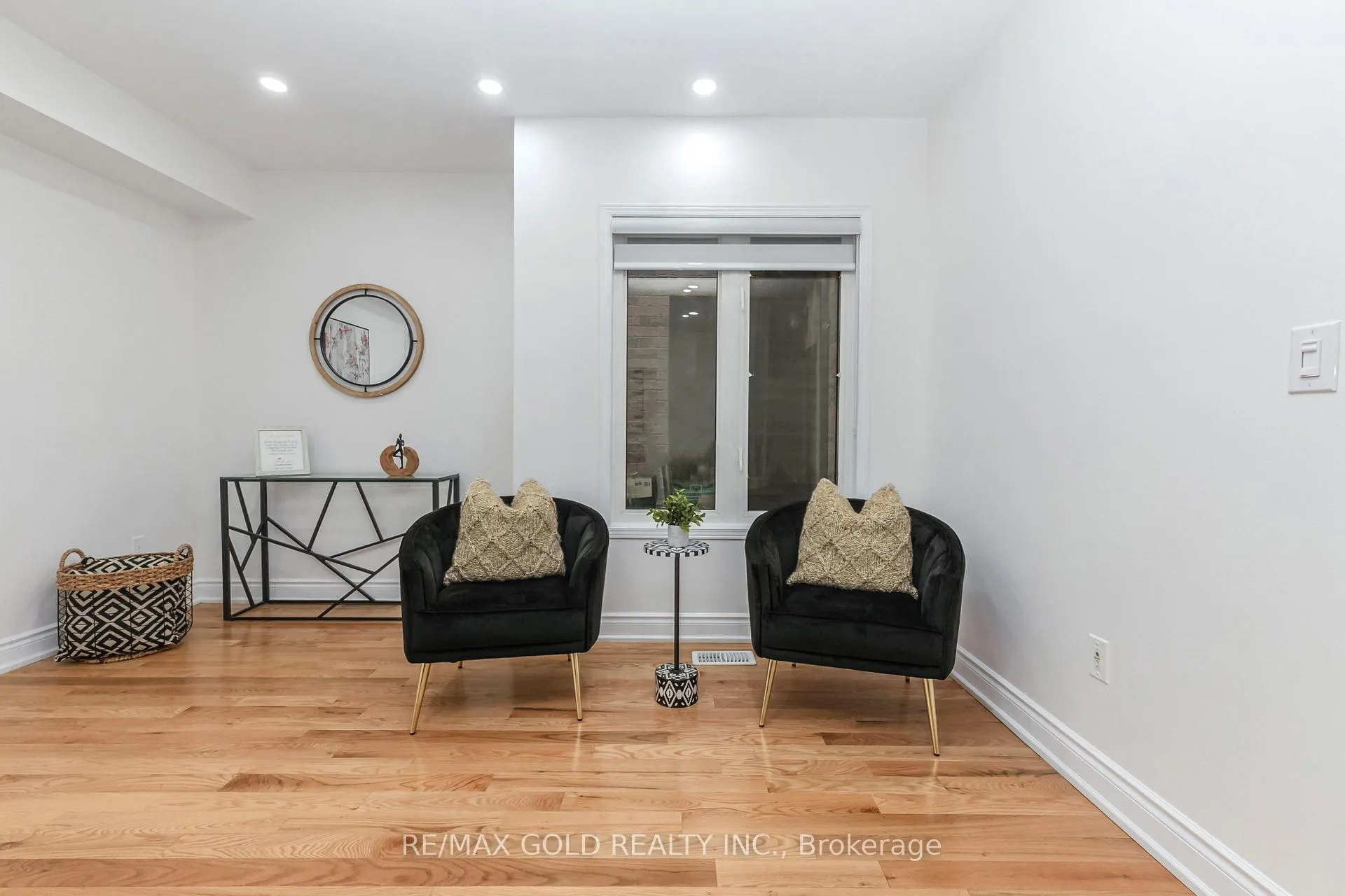 Photo 11 of 67 Palleschi Drive, Brampton, Bram East — HOMEH