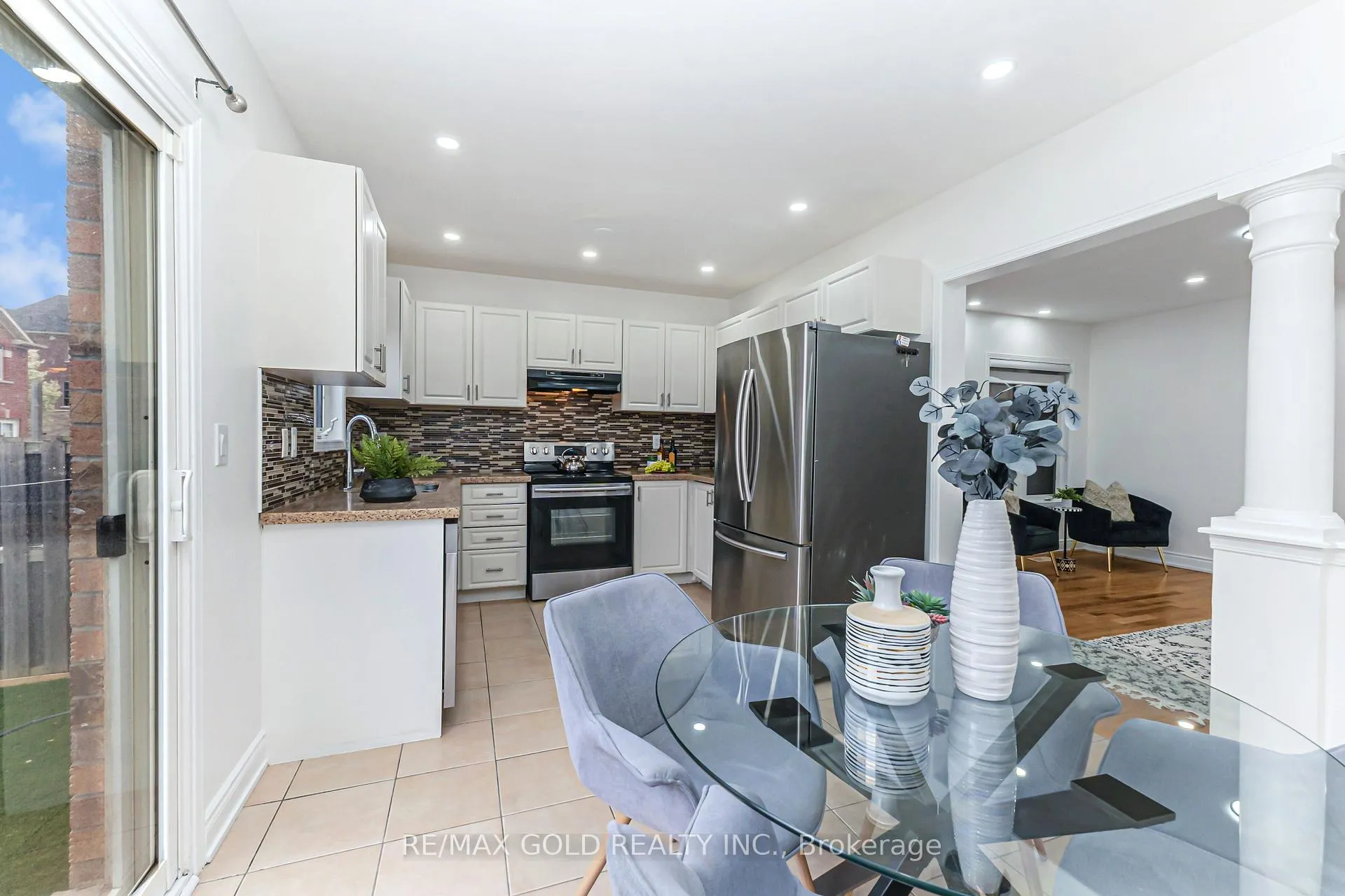 Photo 17 of 67 Palleschi Drive, Brampton, Bram East — HOMEH