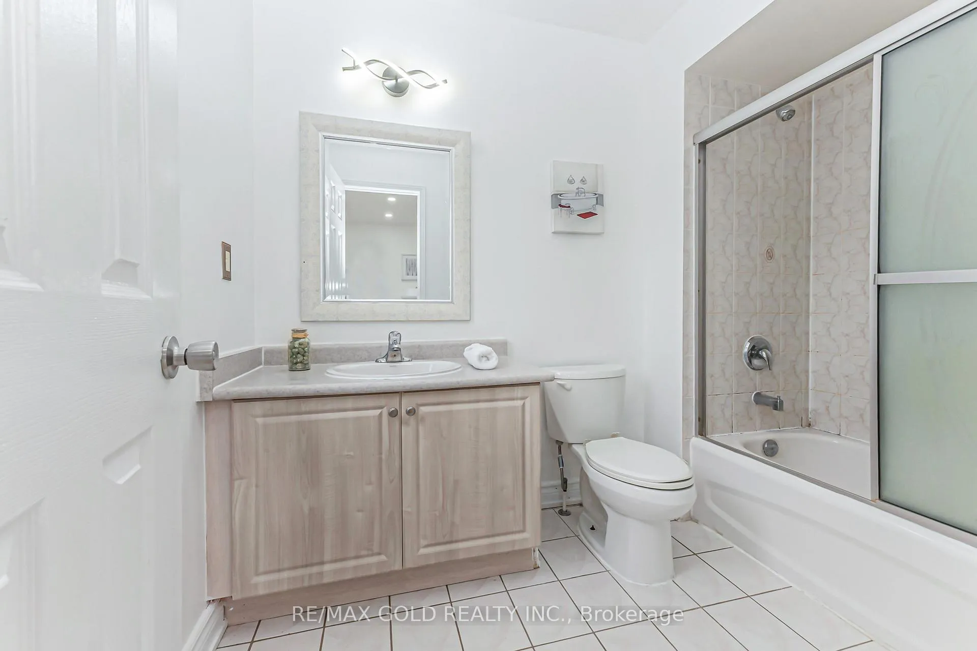 Photo 28 of 67 Palleschi Drive, Brampton, Bram East — HOMEH