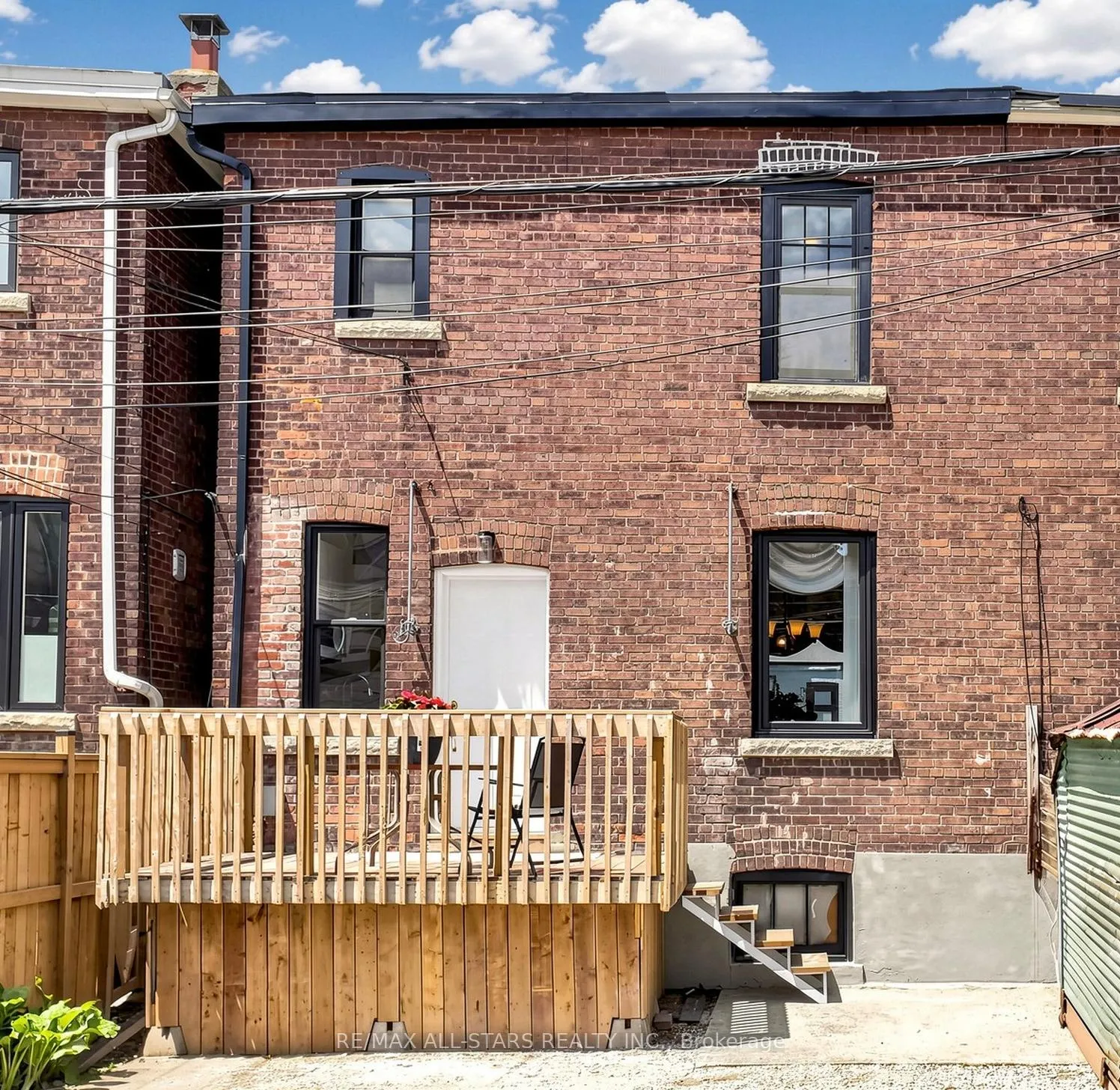 Photo 25 of 9 Cherry Nook Gardens, Toronto, Greenwood-Coxwell — HOMEH