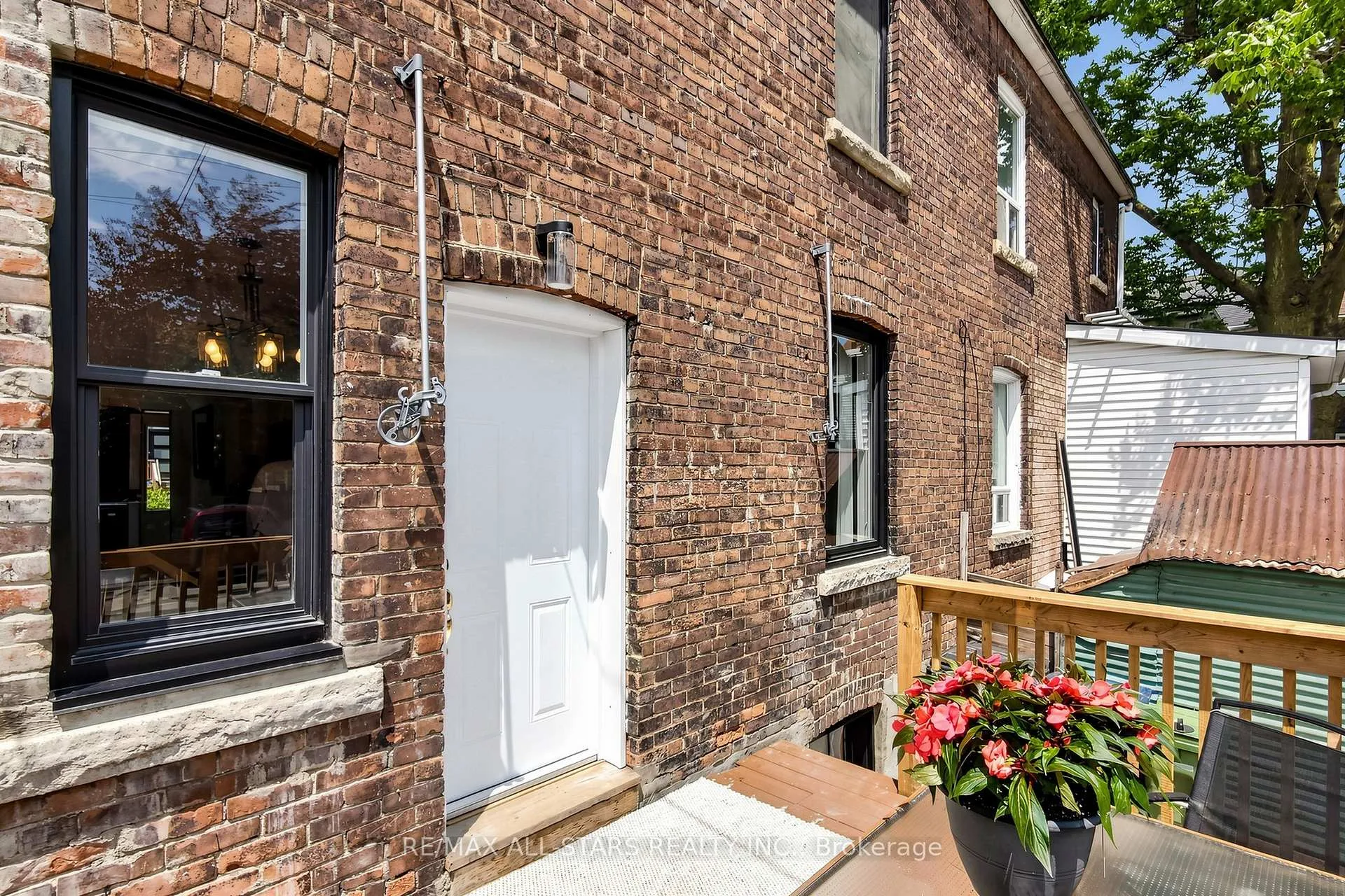 Photo 26 of 9 Cherry Nook Gardens, Toronto, Greenwood-Coxwell — HOMEH