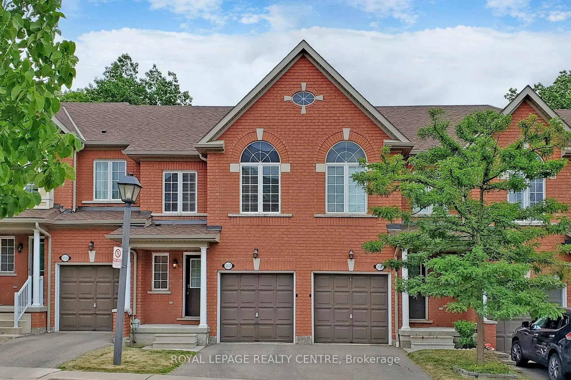 Photo 3 of Unit 162, 7360 Zinnia Place, Mississauga, Meadowvale Village — HOMEH