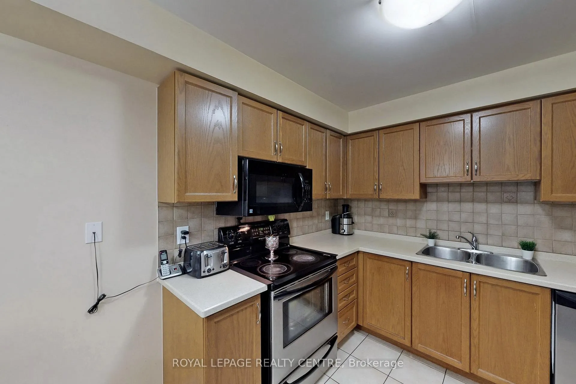 Photo 13 of Unit 162, 7360 Zinnia Place, Mississauga, Meadowvale Village — HOMEH