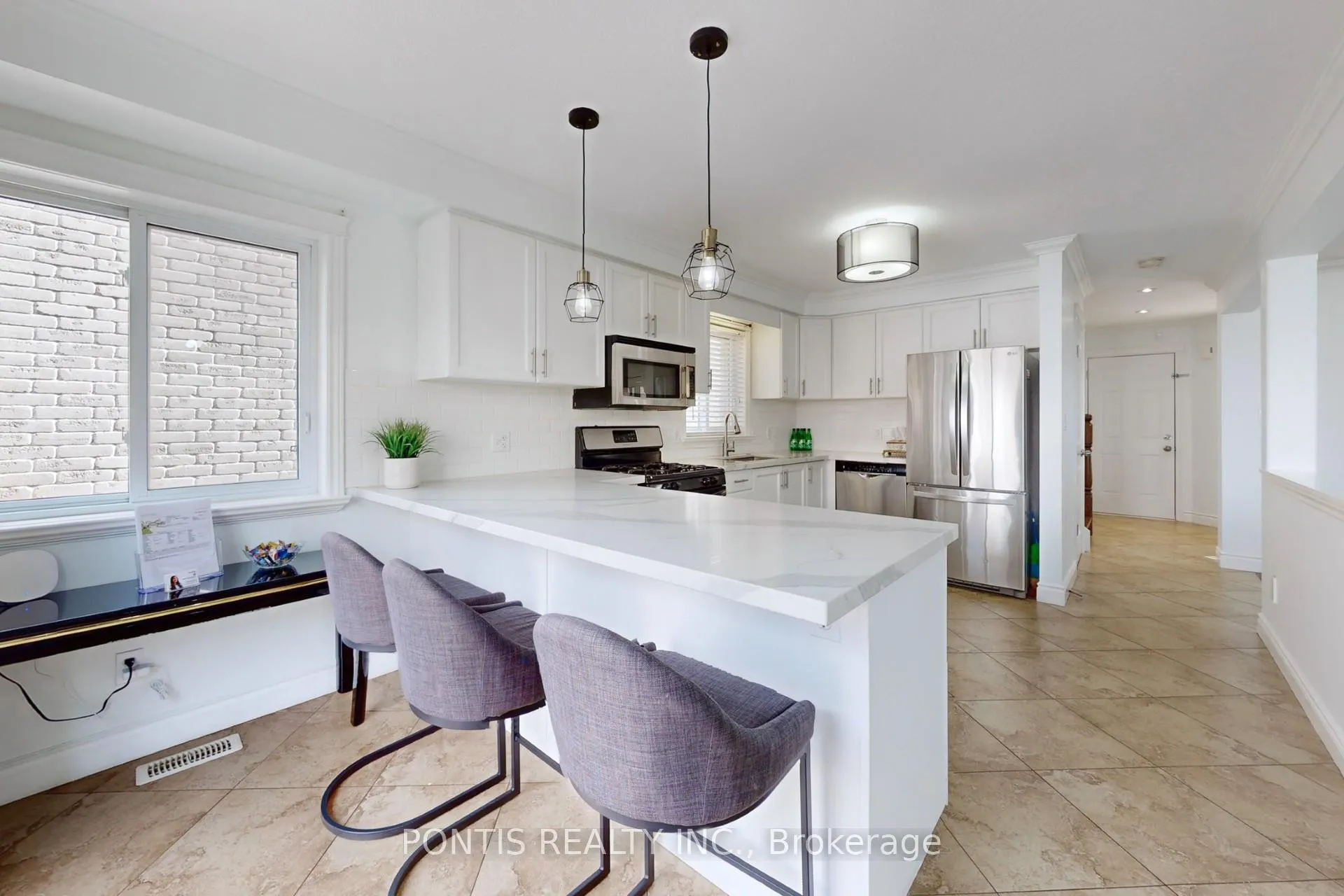 Photo 15 of 83 Hinrichs Crescent, Cambridge, Little's Corners — HOMEH