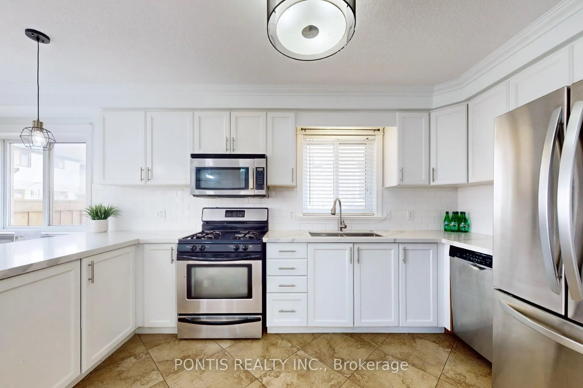 Photo 18 of 83 Hinrichs Crescent, Cambridge, Little's Corners — HOMEH