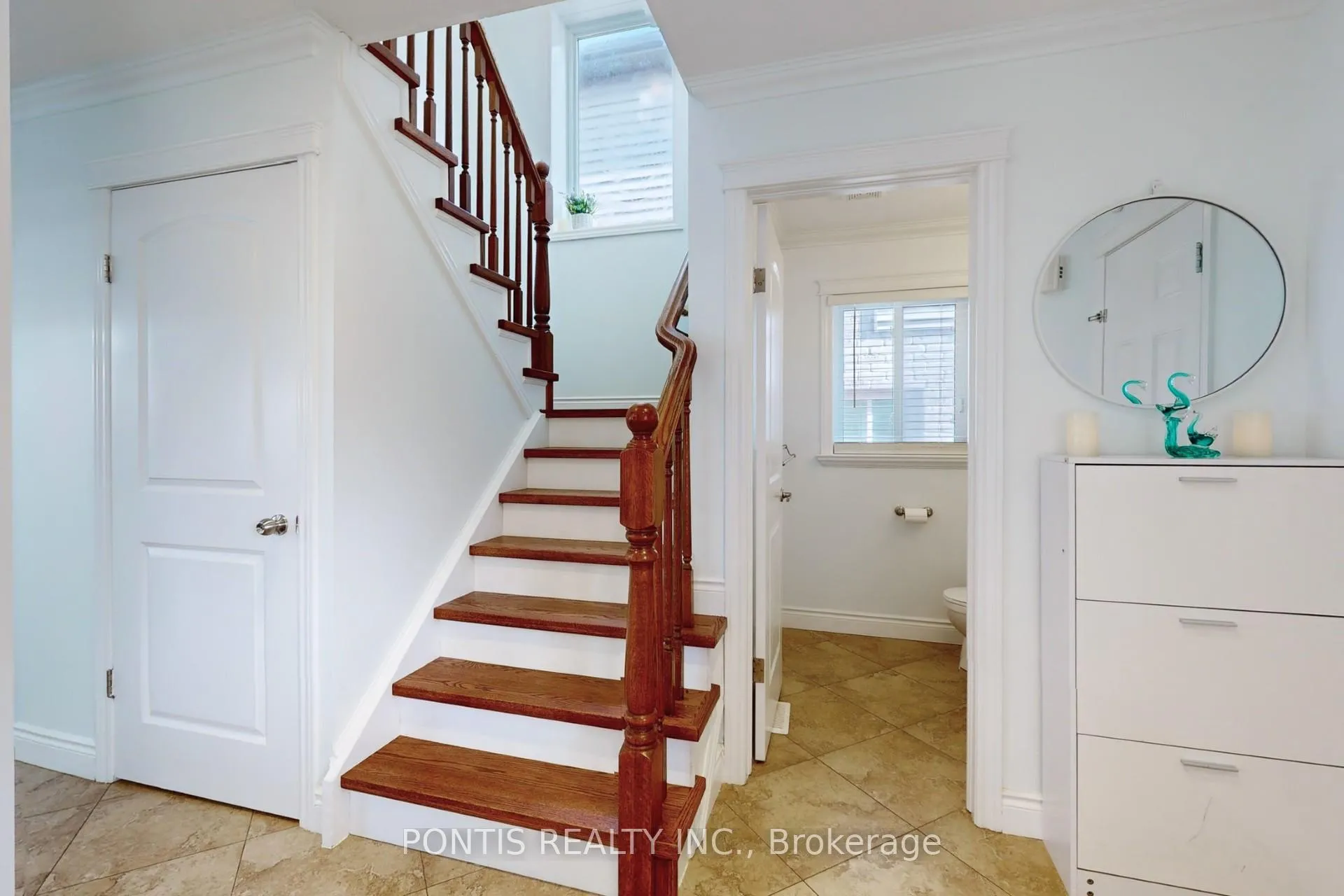 Photo 23 of 83 Hinrichs Crescent, Cambridge, Little's Corners — HOMEH