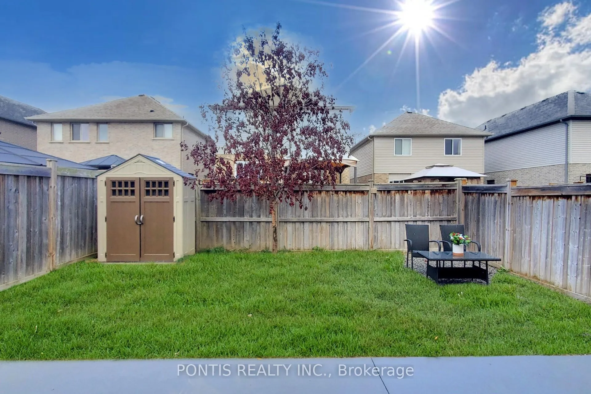 Photo 42 of 83 Hinrichs Crescent, Cambridge, Little's Corners — HOMEH
